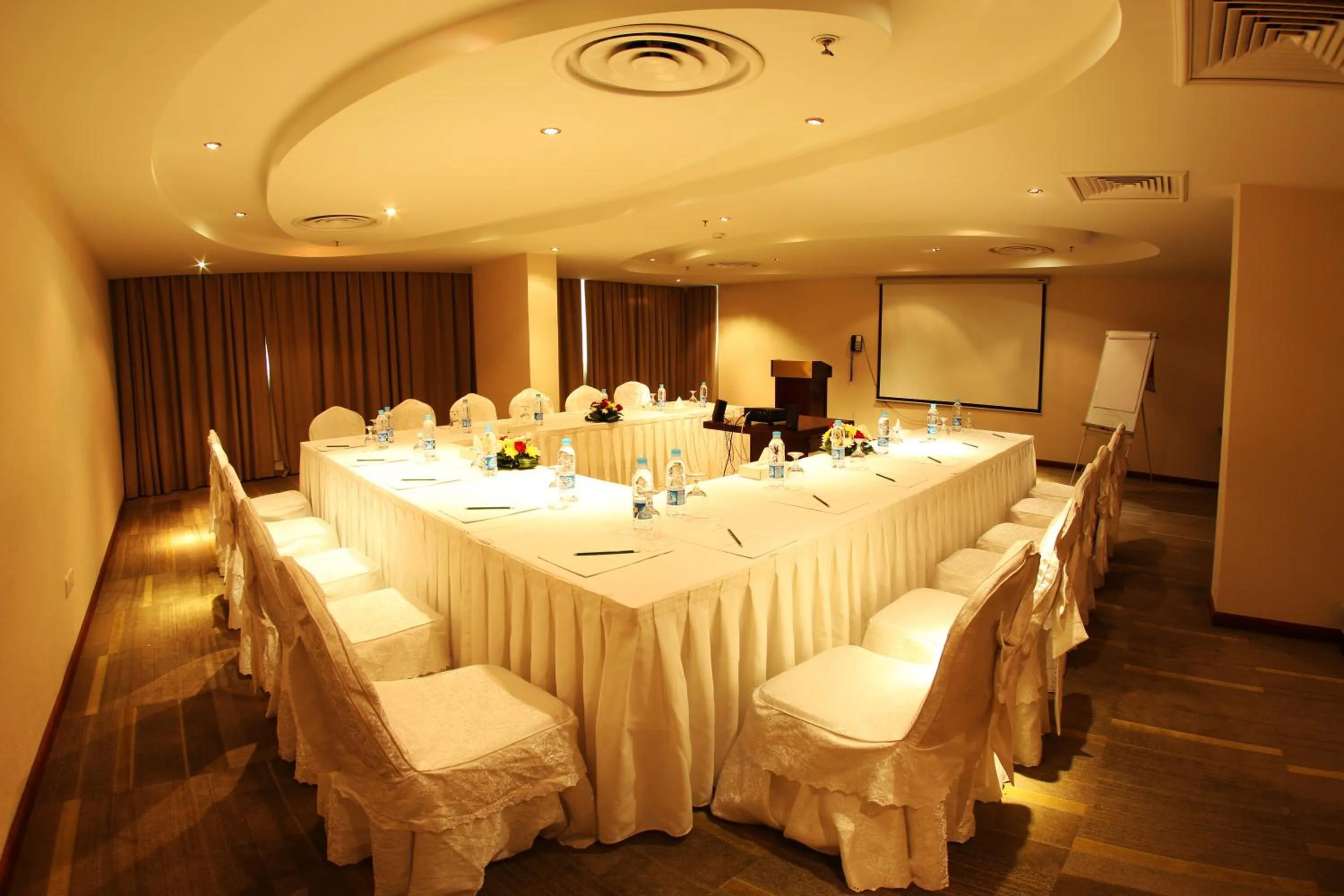 Business facilities in Coral Olaya Hotel Riyadh