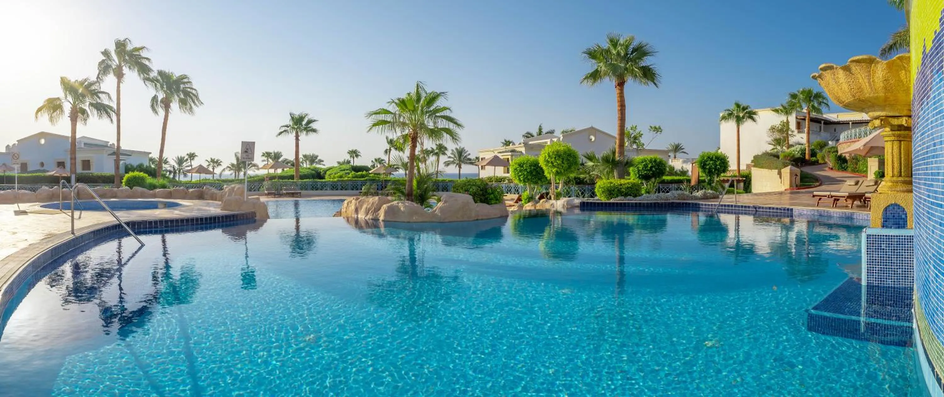 Swimming pool in Park Regency Sharm El Sheikh Resort