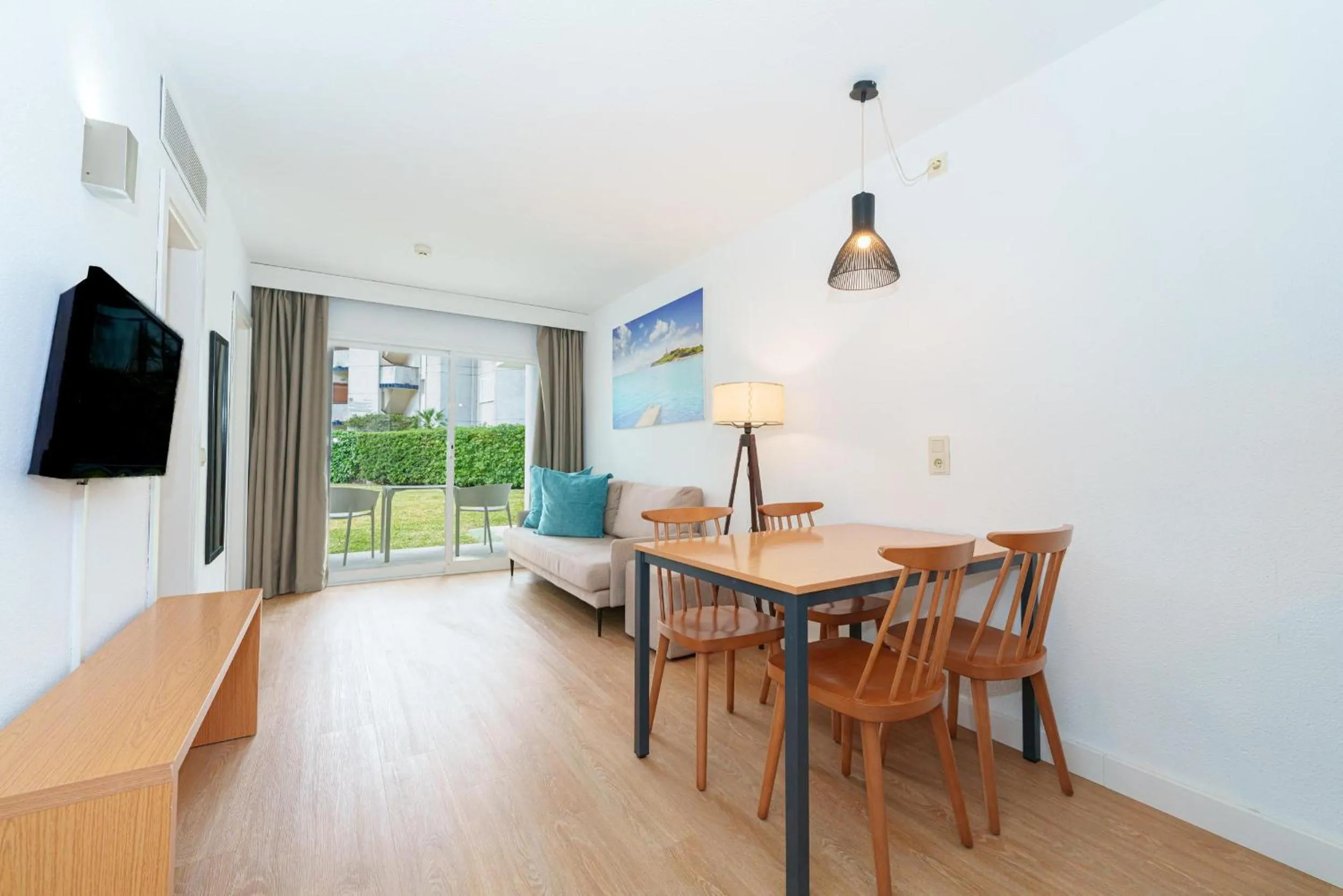 Dining area in Apartamentos Ferrer Lime Playa de Alcudia
