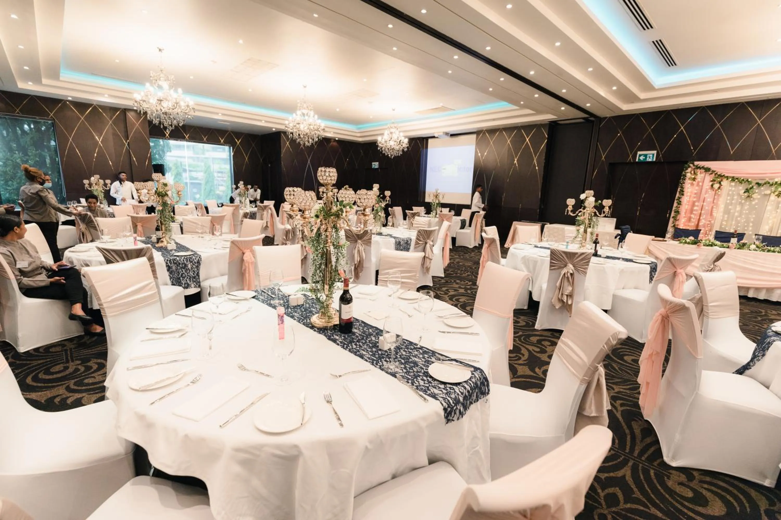 Banquet/Function facilities in Lamana Hotel