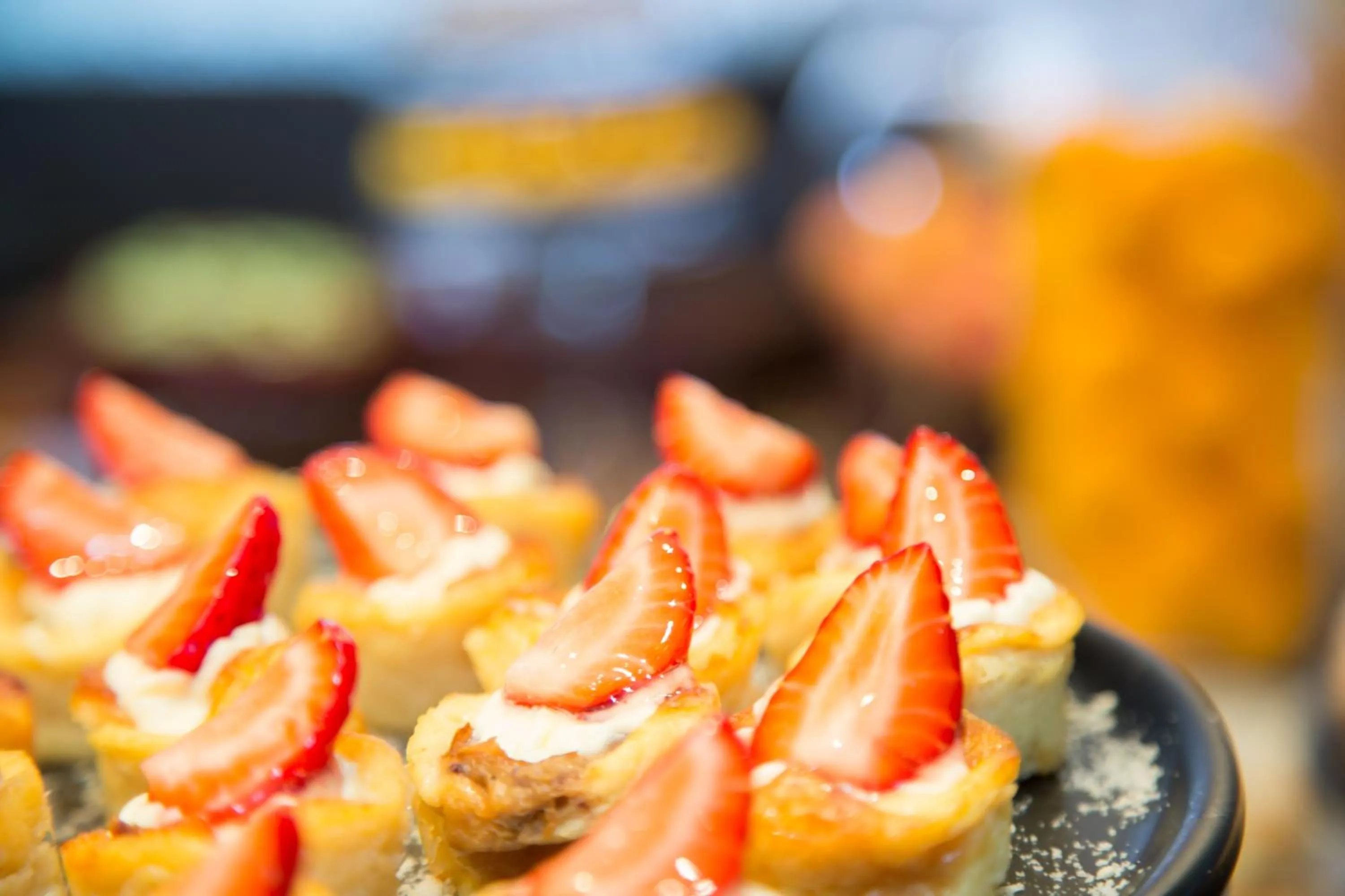 Food and drinks in Lamana Hotel