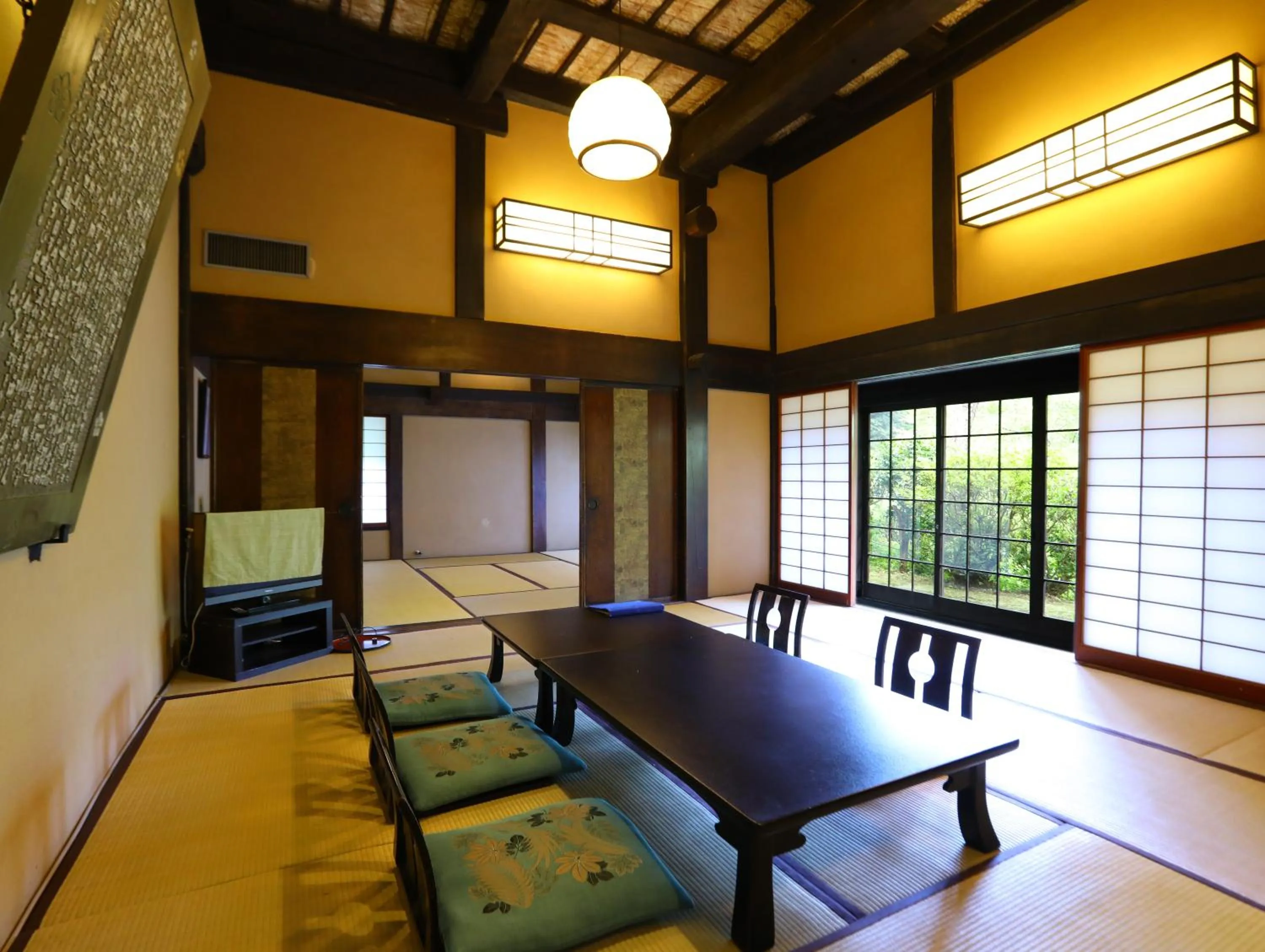Photo of the whole room in Ryokan Kijitei Hoeiso