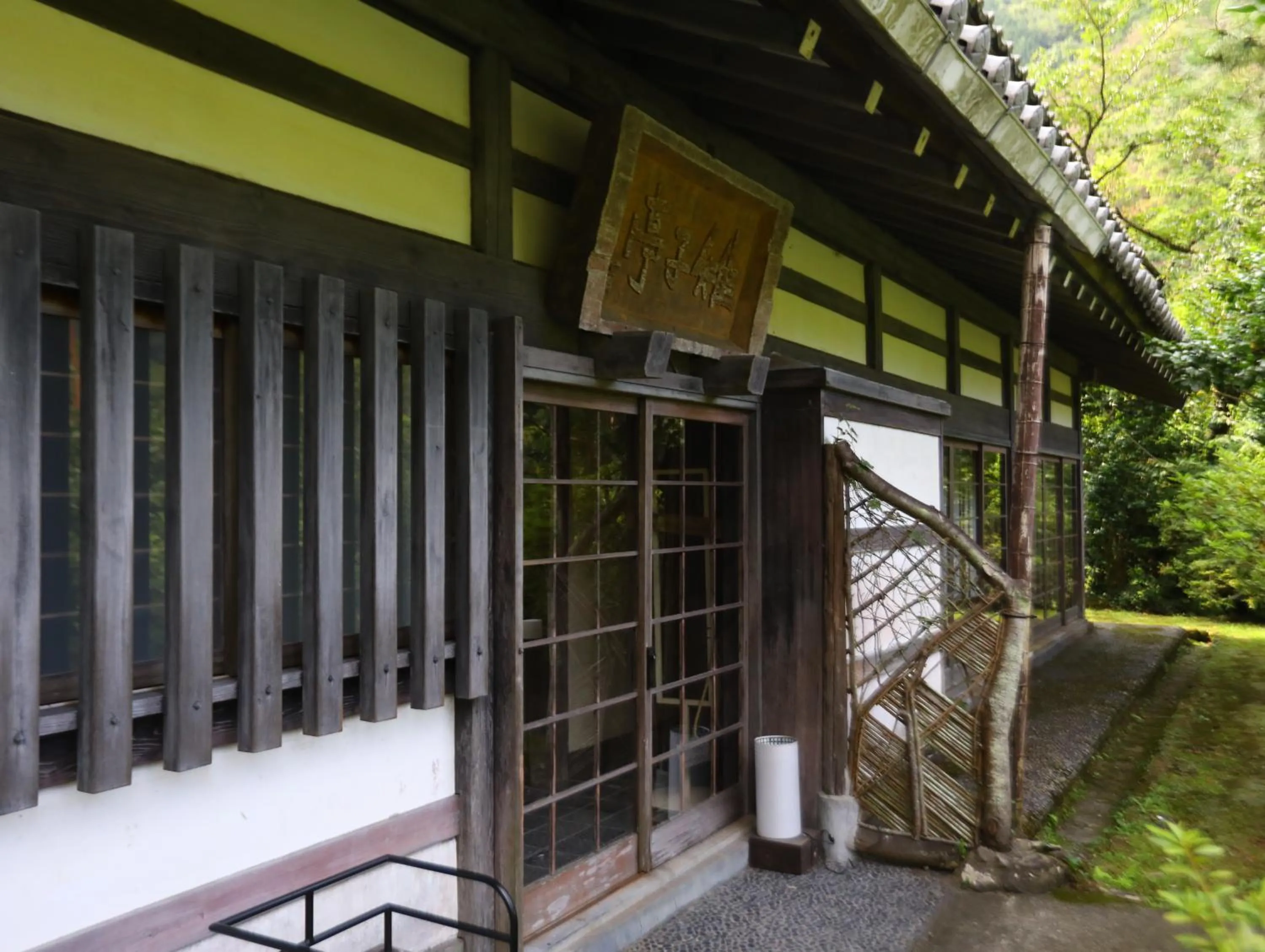 Facade/entrance in Ryokan Kijitei Hoeiso