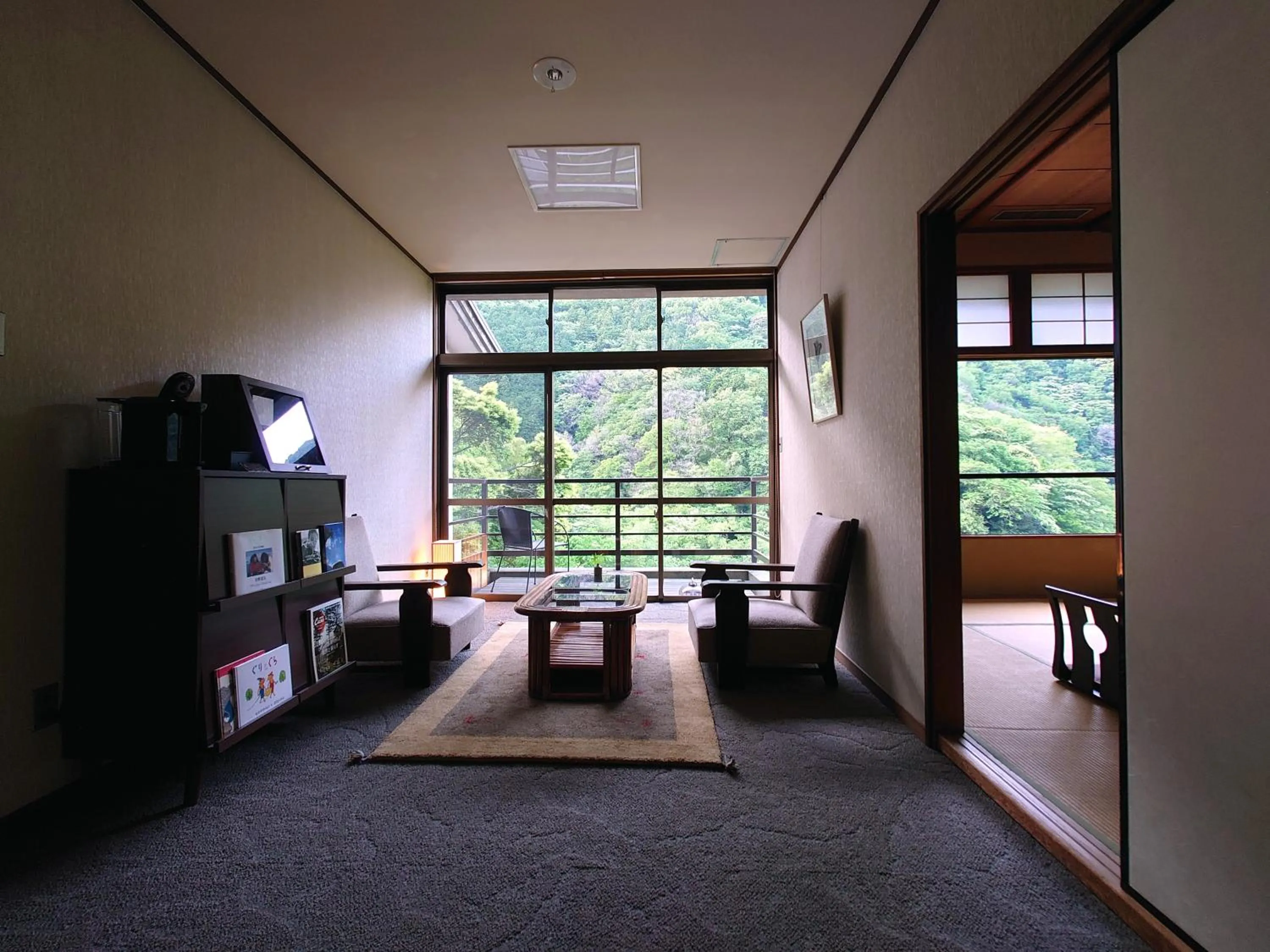 Garden view, Seating Area in Ryokan Kijitei Hoeiso