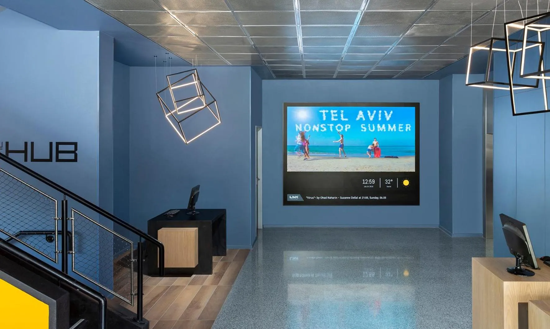 Lobby or reception in Link Hotel & Hub By Dan Hotels