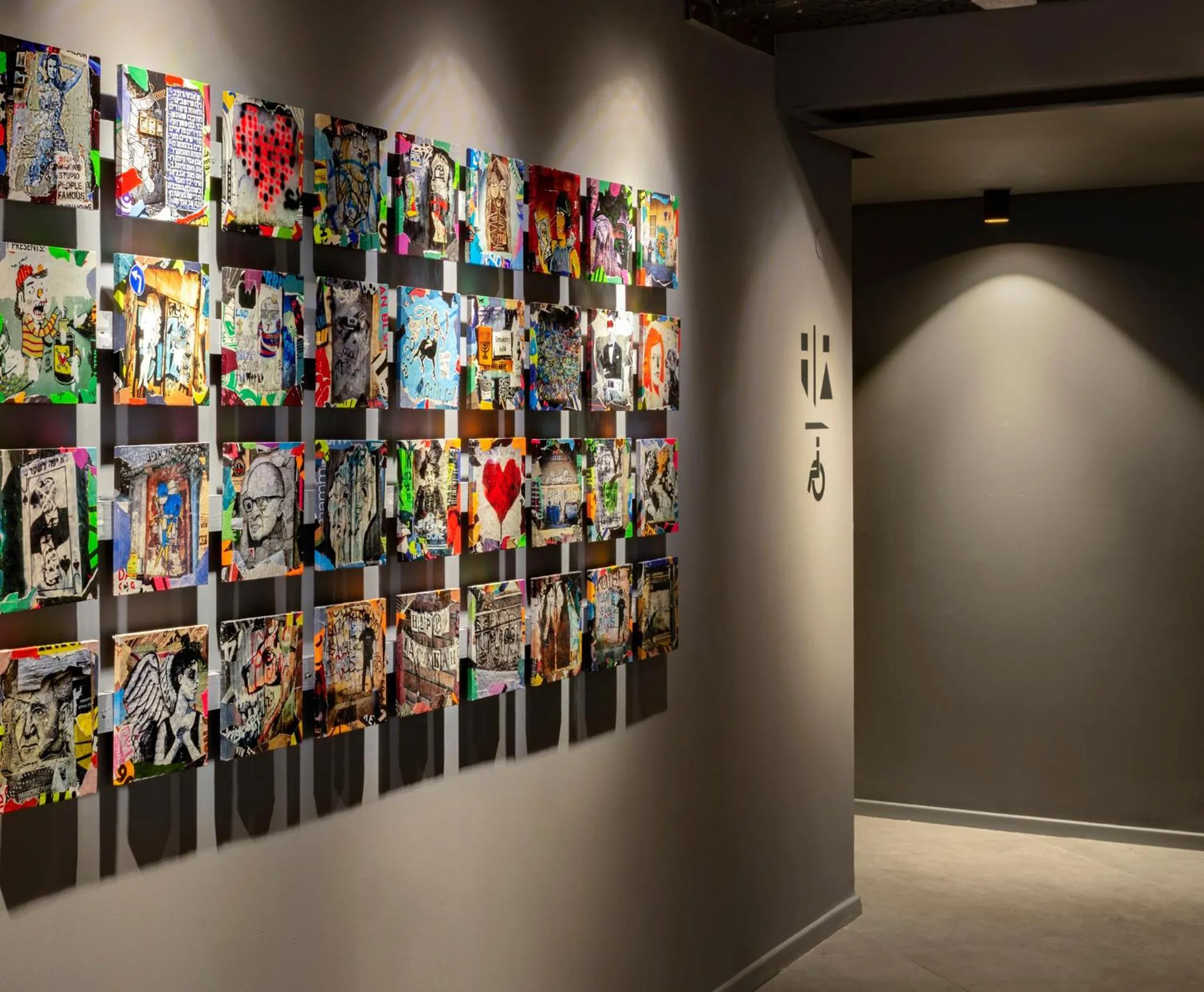 Decorative detail in Link Hotel & Hub By Dan Hotels