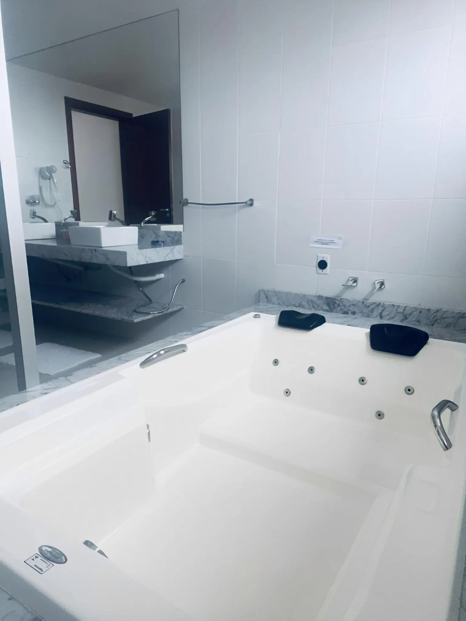 Hot Tub in Hotel Real