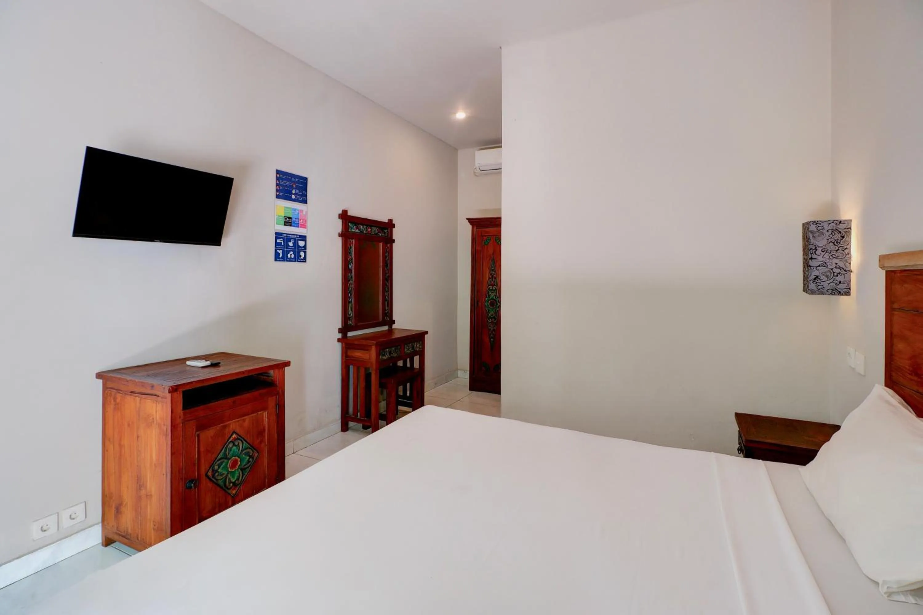 Bed in Collection O Bali near Sanur Beach formerly Akarsa Kokoro