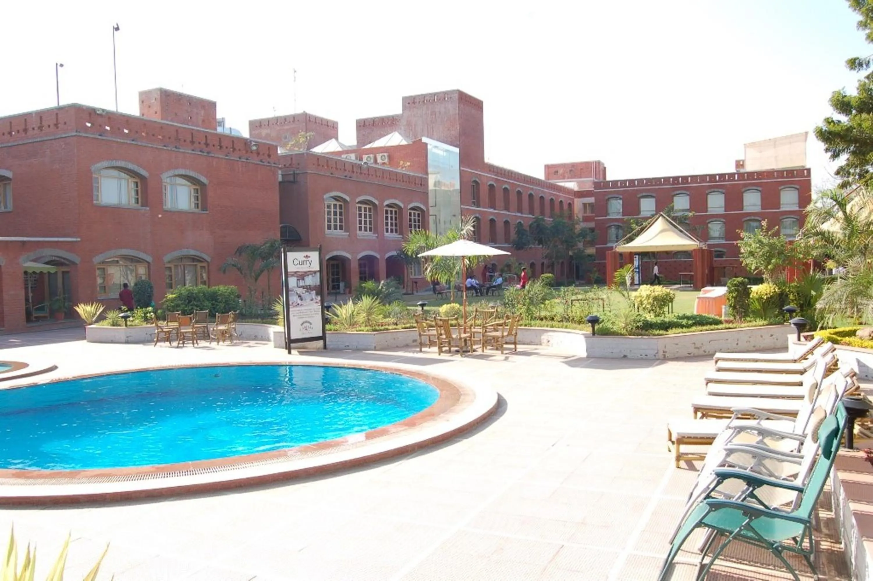 Swimming pool in Cambay Sapphire, Gandhinagar