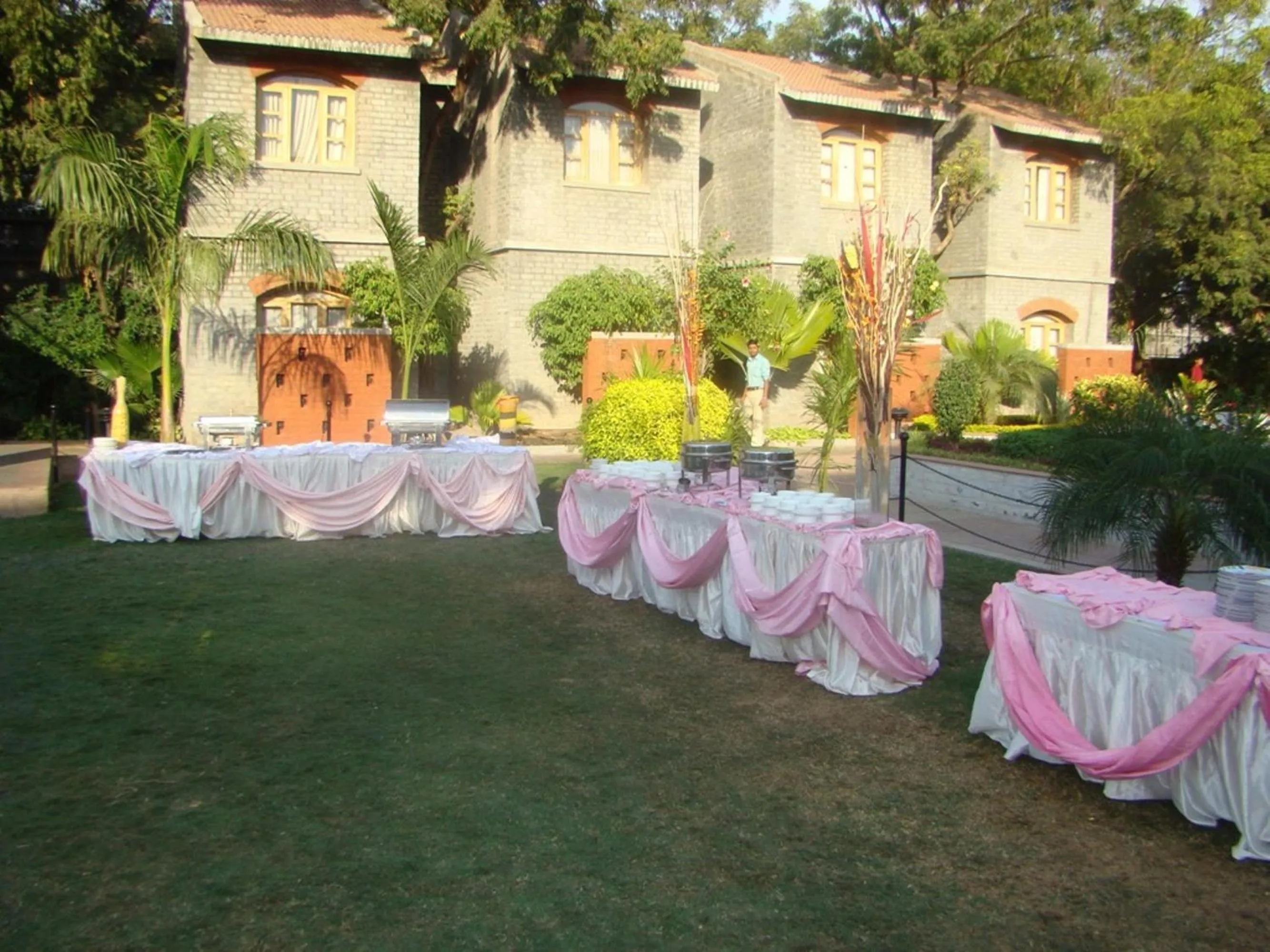 Day in Cambay Sapphire, Gandhinagar