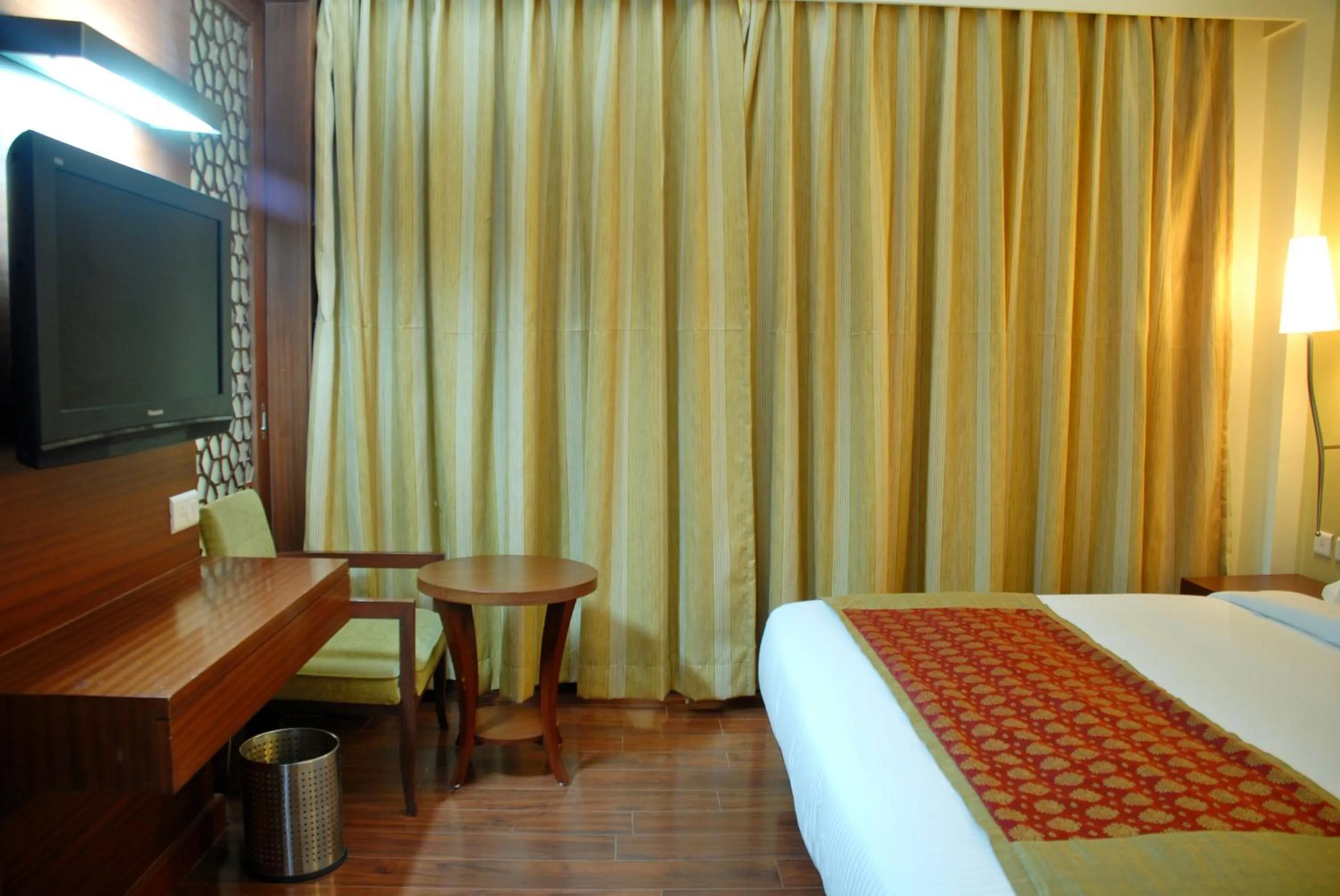 Cambay Sapphire, Gandhinagar