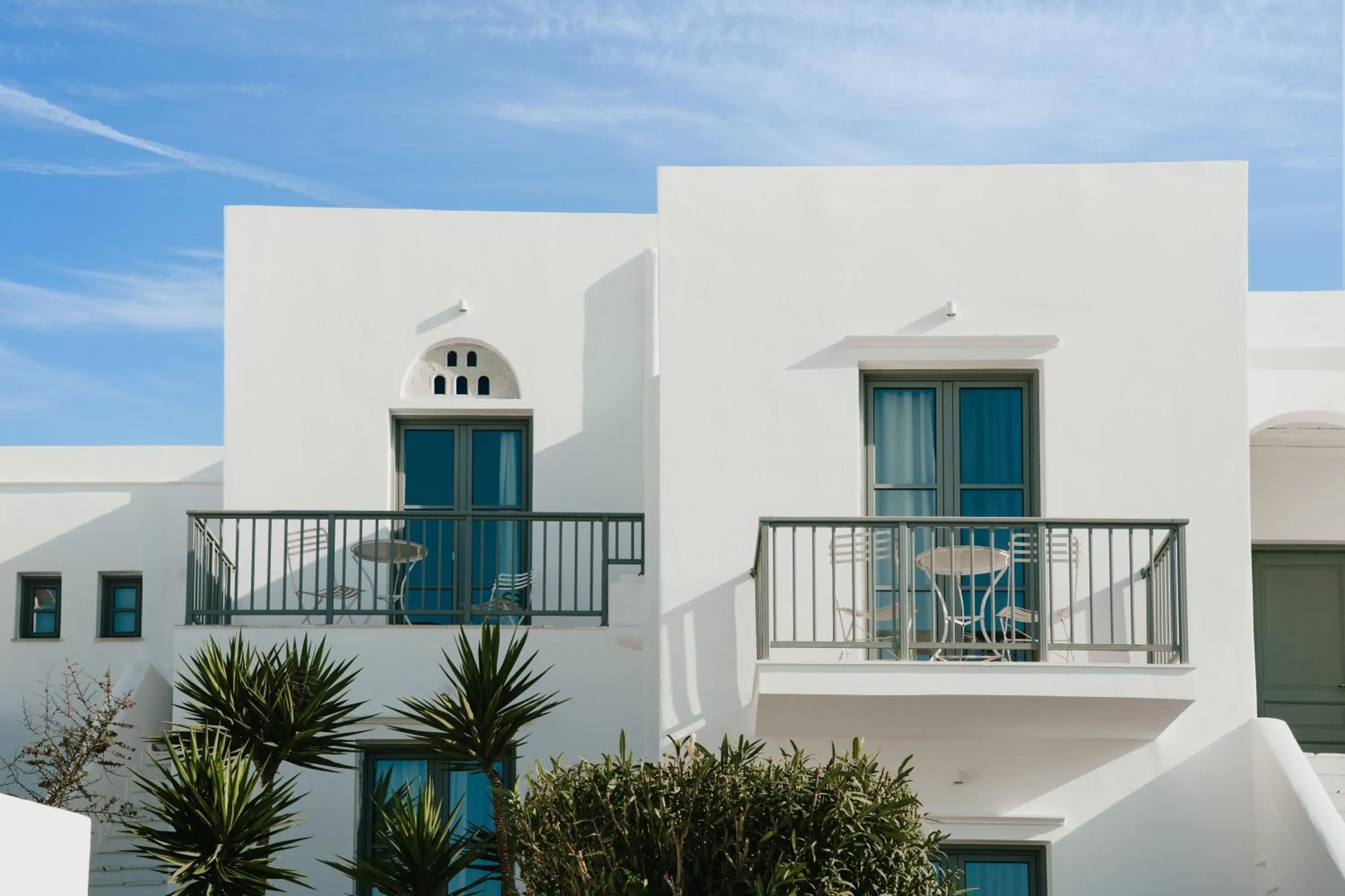 Property building in Mr. and Mrs. White Tinos