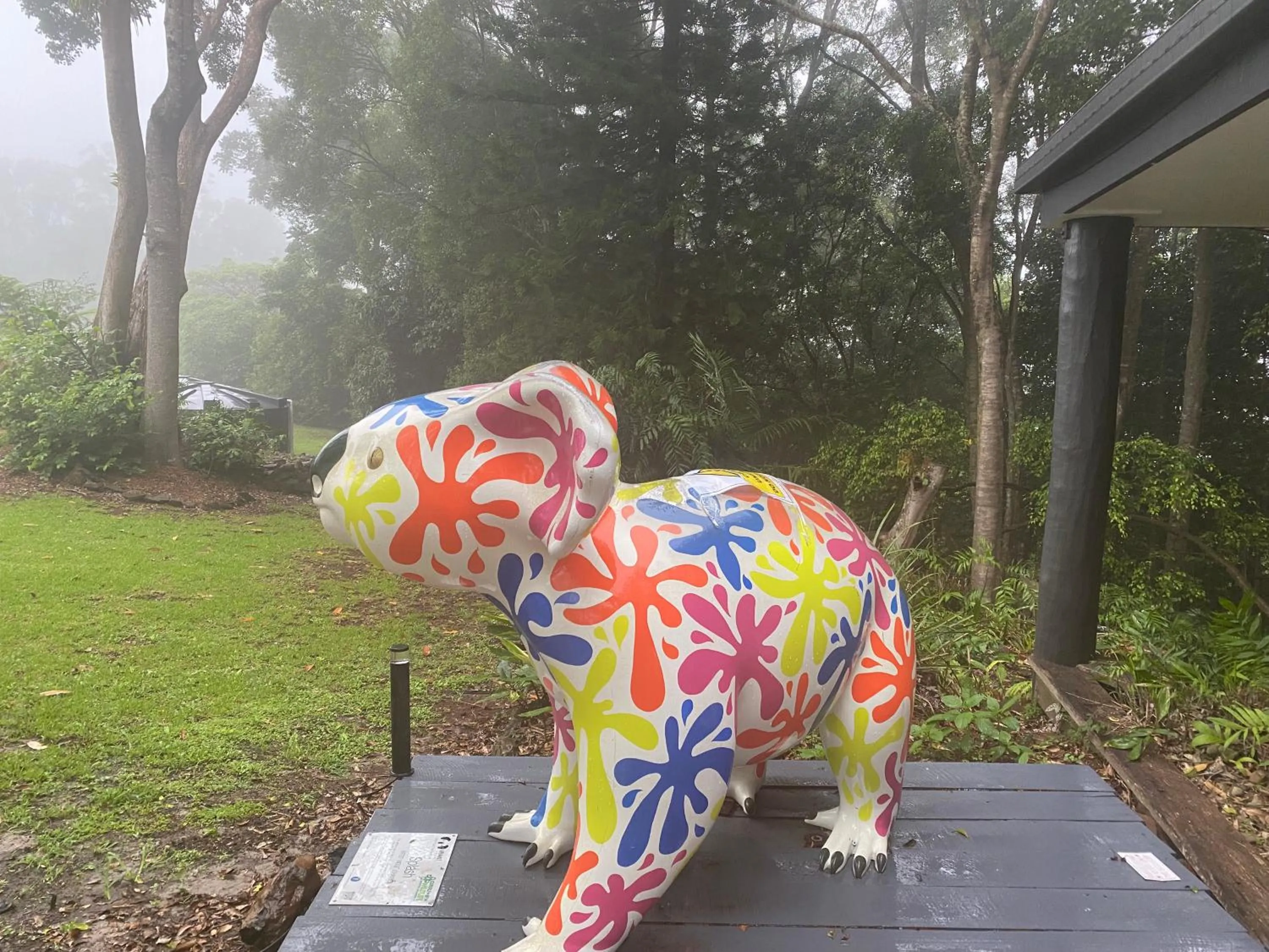 Property building in Koala Cabins Sunshine Coast