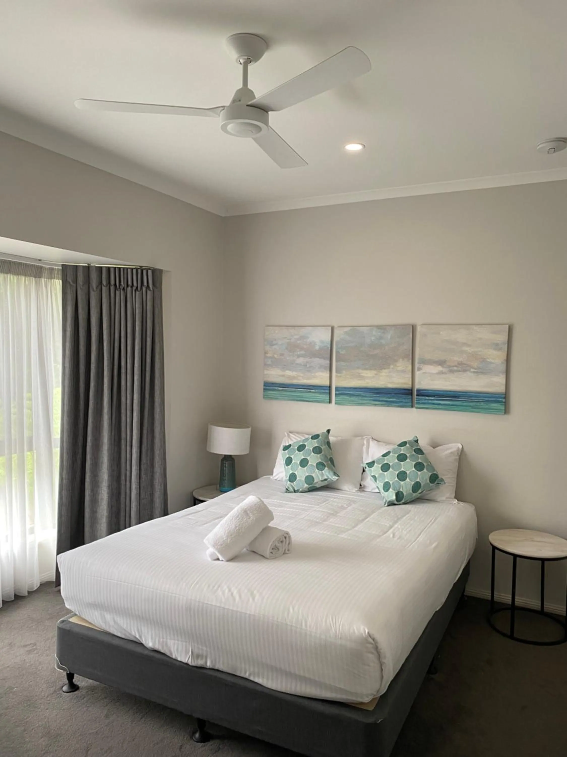 Bedroom, Bed in Koala Cabins Sunshine Coast