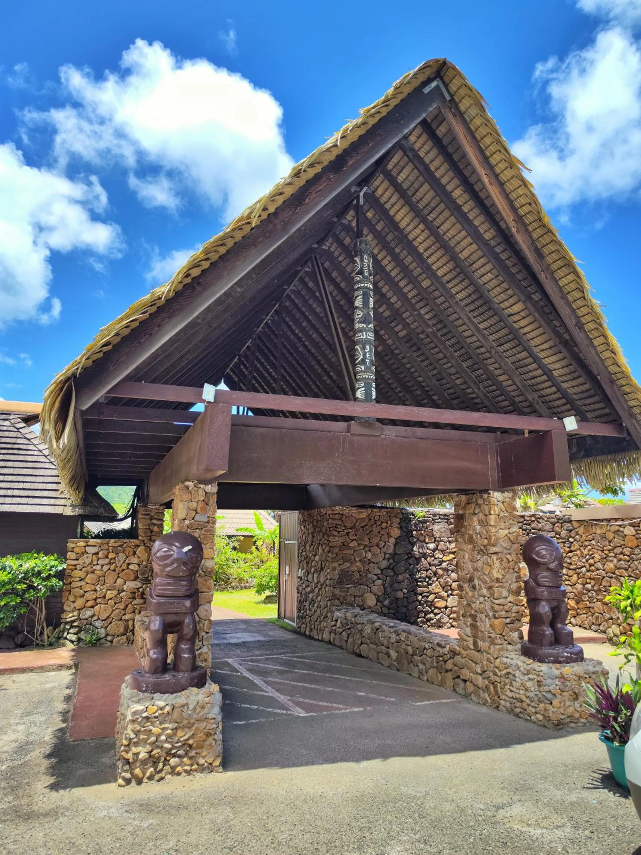 Facade/entrance in Hotel Kaveka