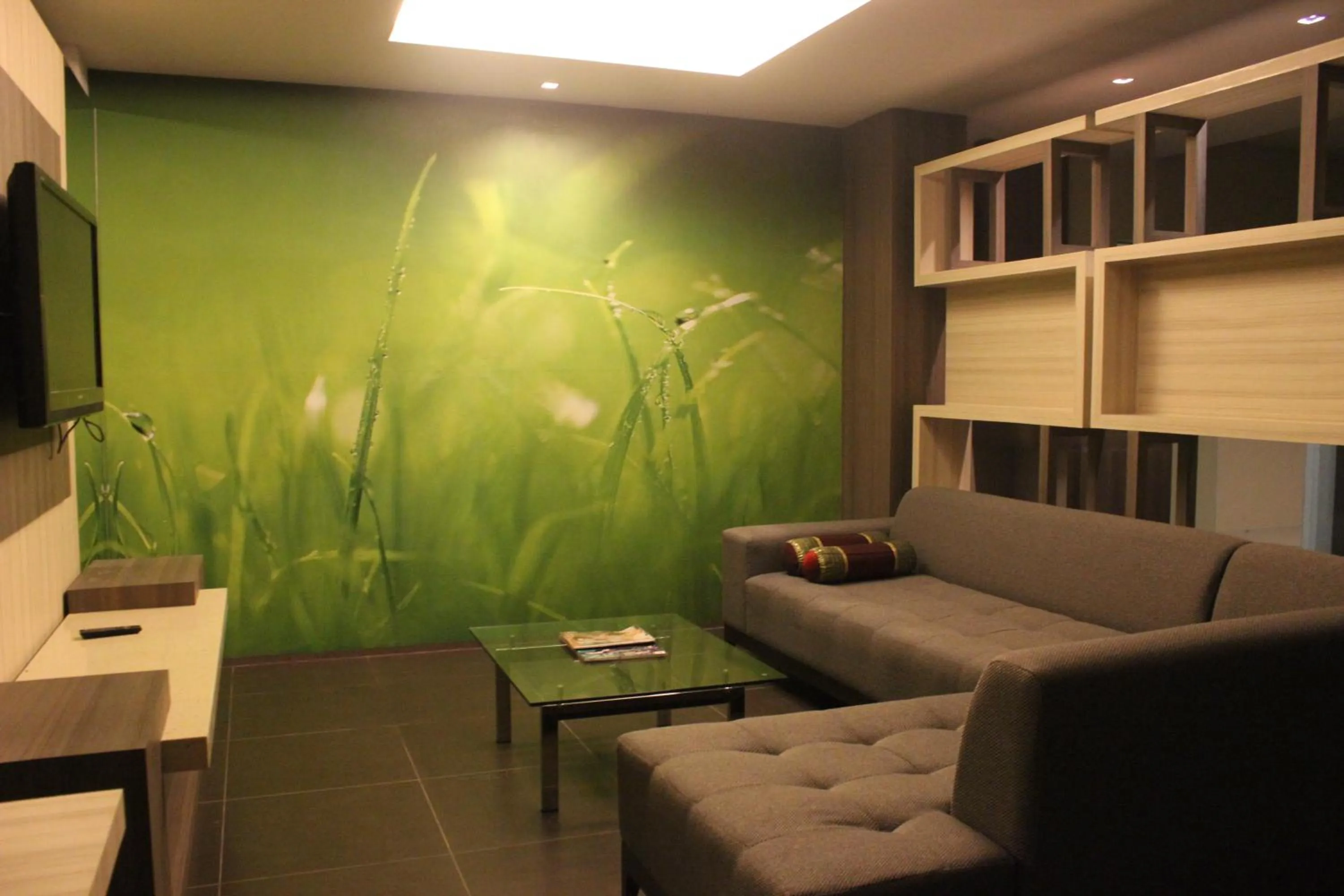 Communal lounge/ TV room in Mount Sea Resort