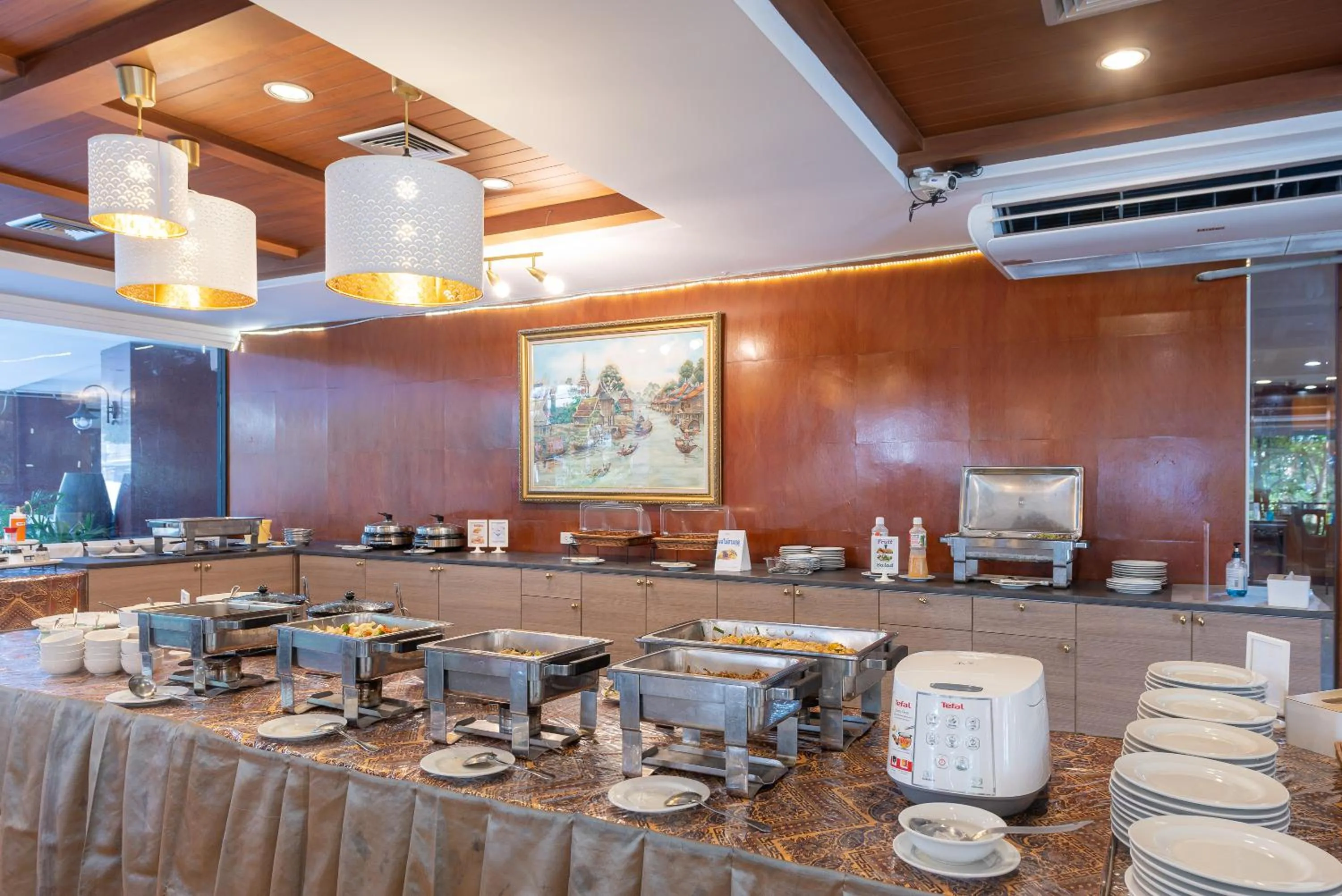 Restaurant/places to eat in Nonthaburi Palace Hotel