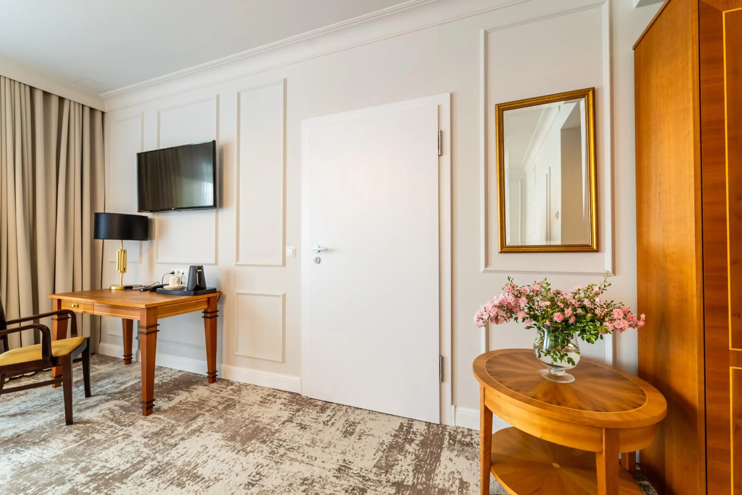 TV and multimedia in Hotel Piast