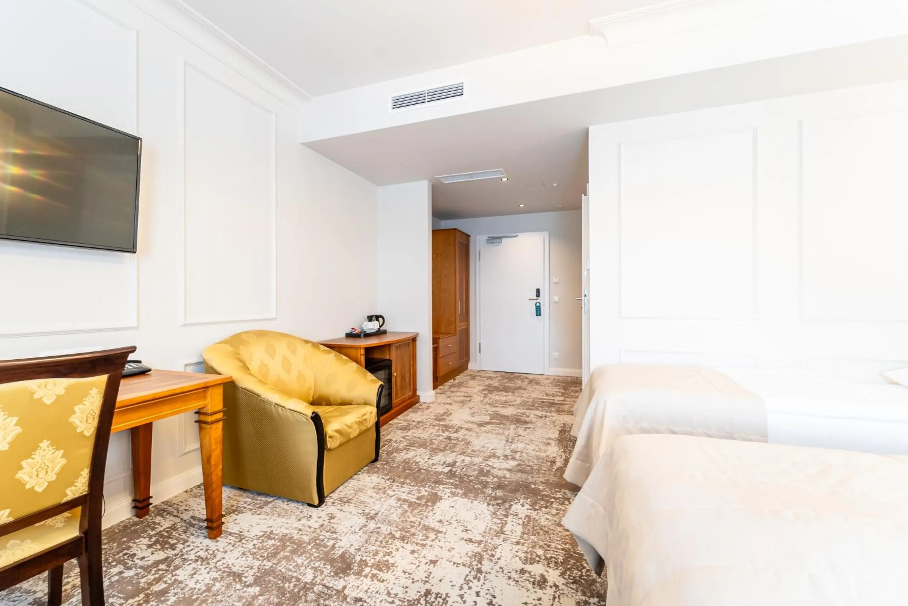 TV and multimedia in Hotel Piast