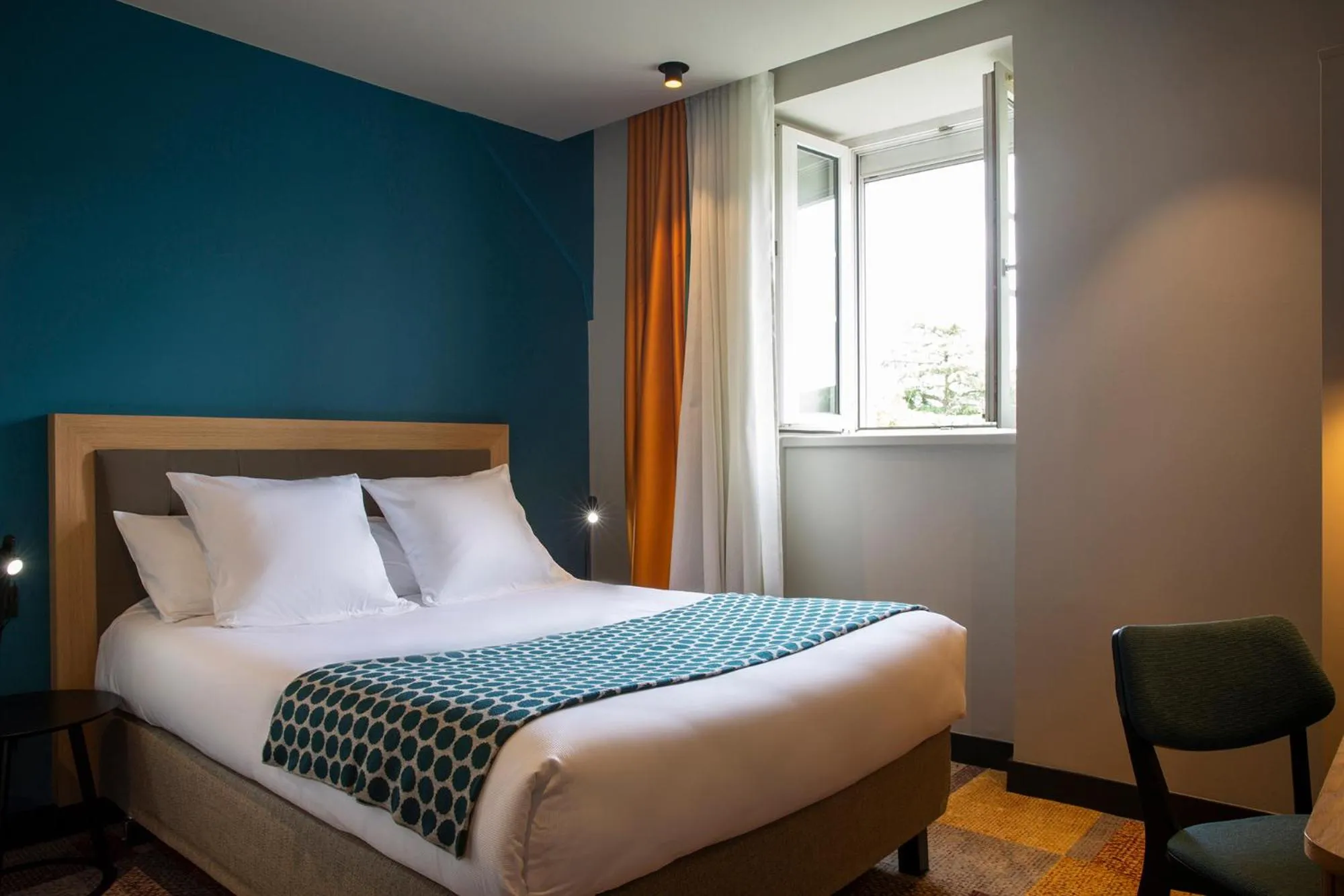 Bed in The Originals Boutique, Hôtel des Sources, Nevers Nord