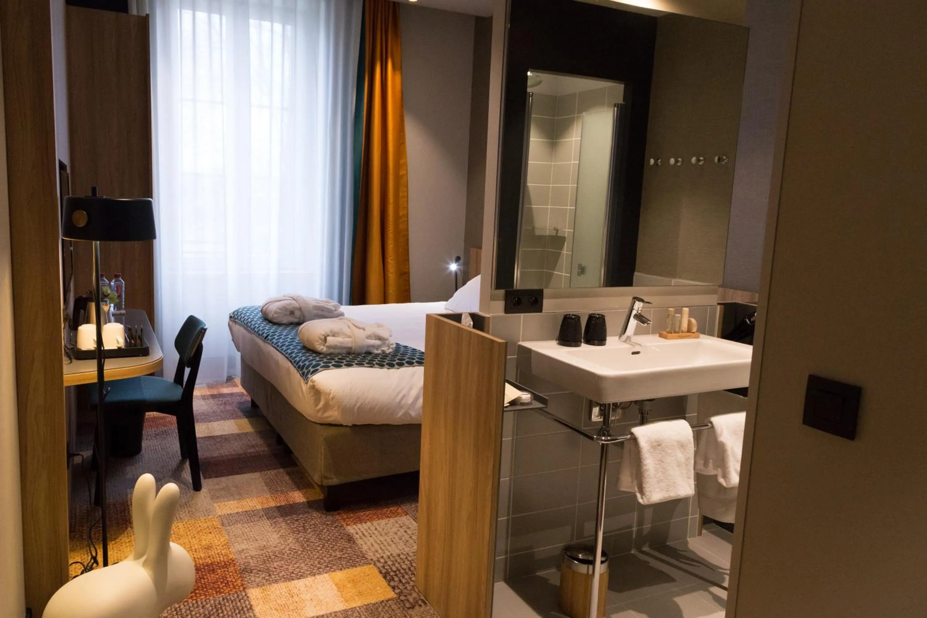 Bed in The Originals Boutique, Hôtel des Sources, Nevers Nord