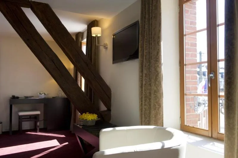 Living room in Hôtel Burgevin