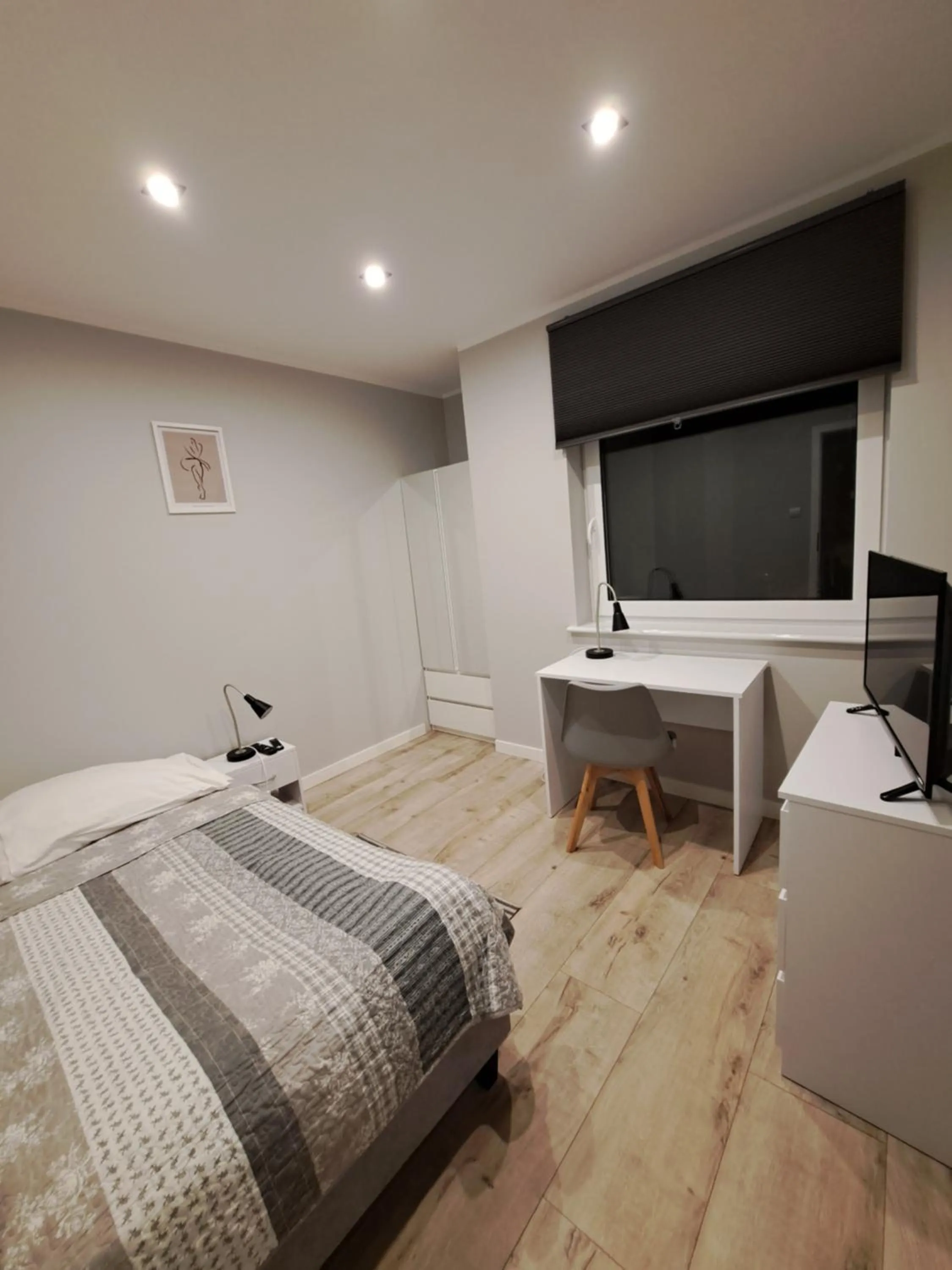 Bedroom, Bed in Hotel 1