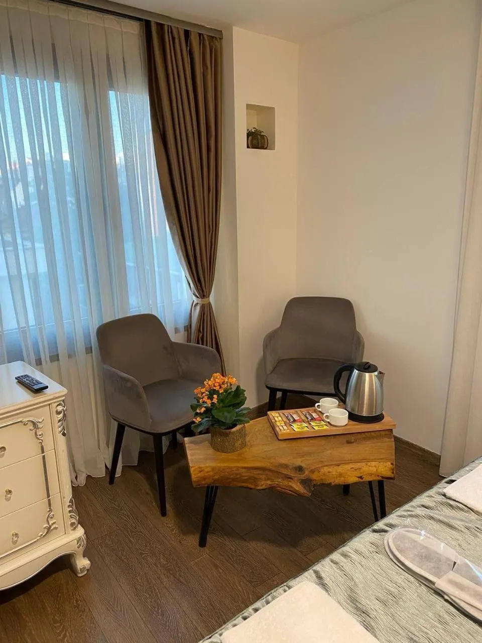 Bed in Pandora Hotel