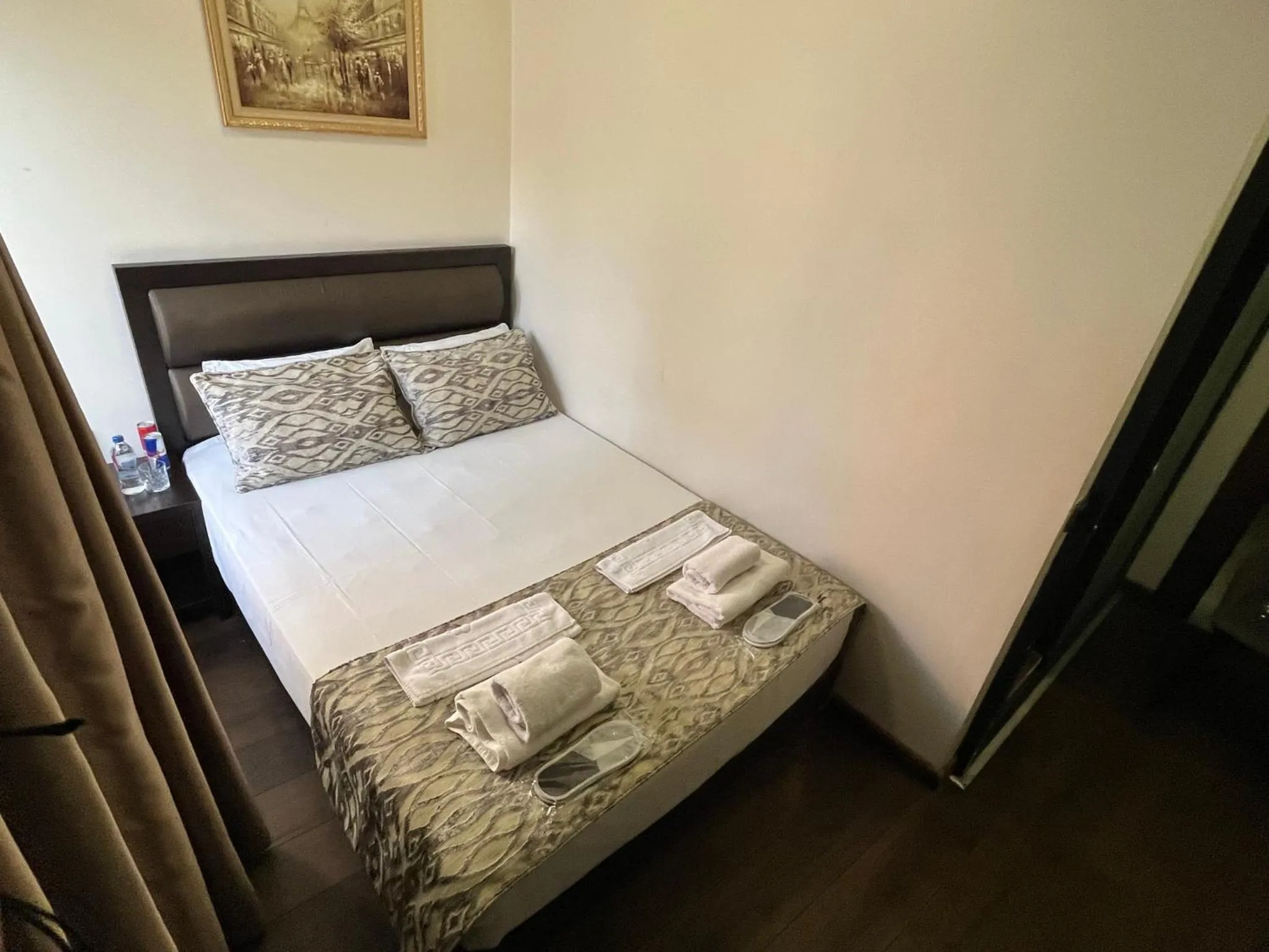 Bed in Pandora Hotel