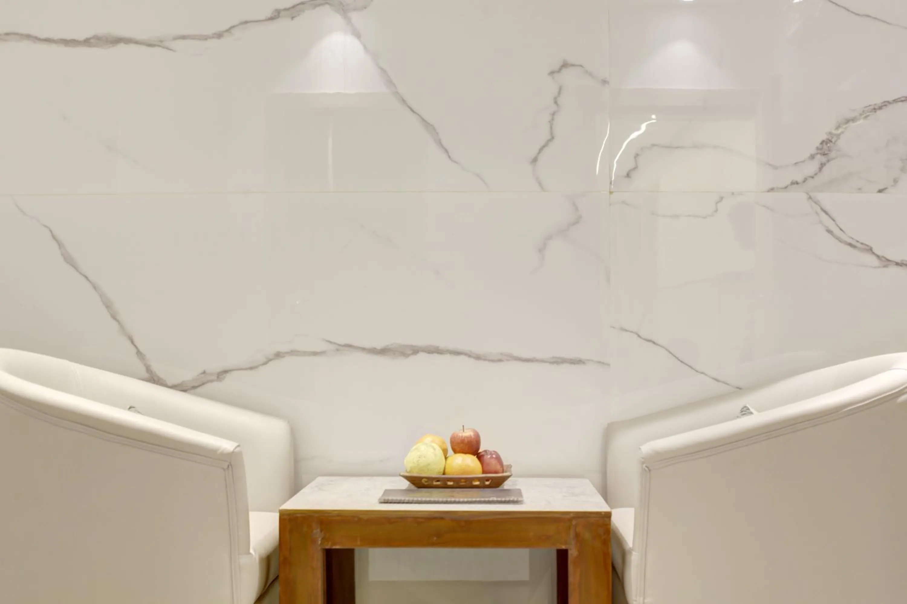 Seating area in Hotel International Inn - Near Delhi Airport