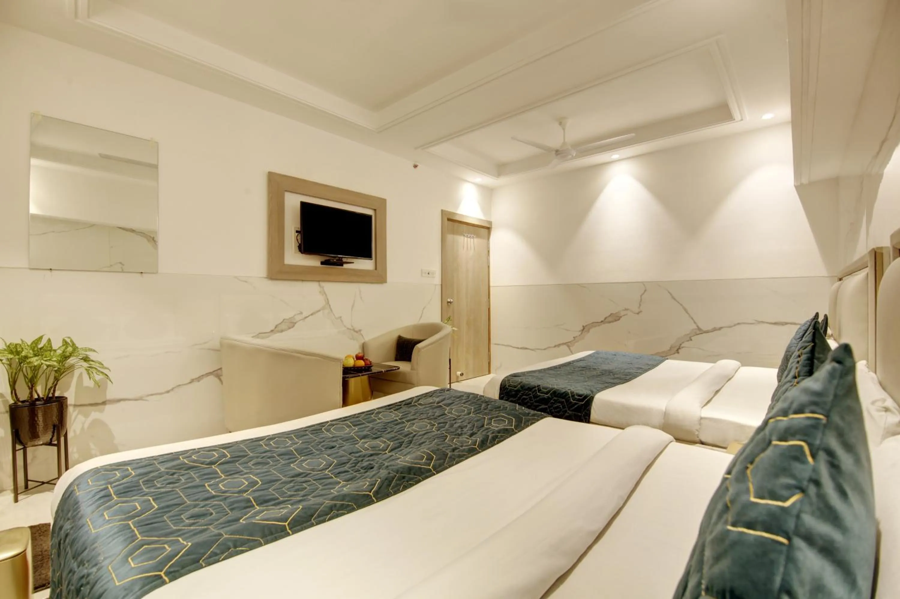 Photo of the whole room, Bed in Hotel International Inn - Near Delhi Airport