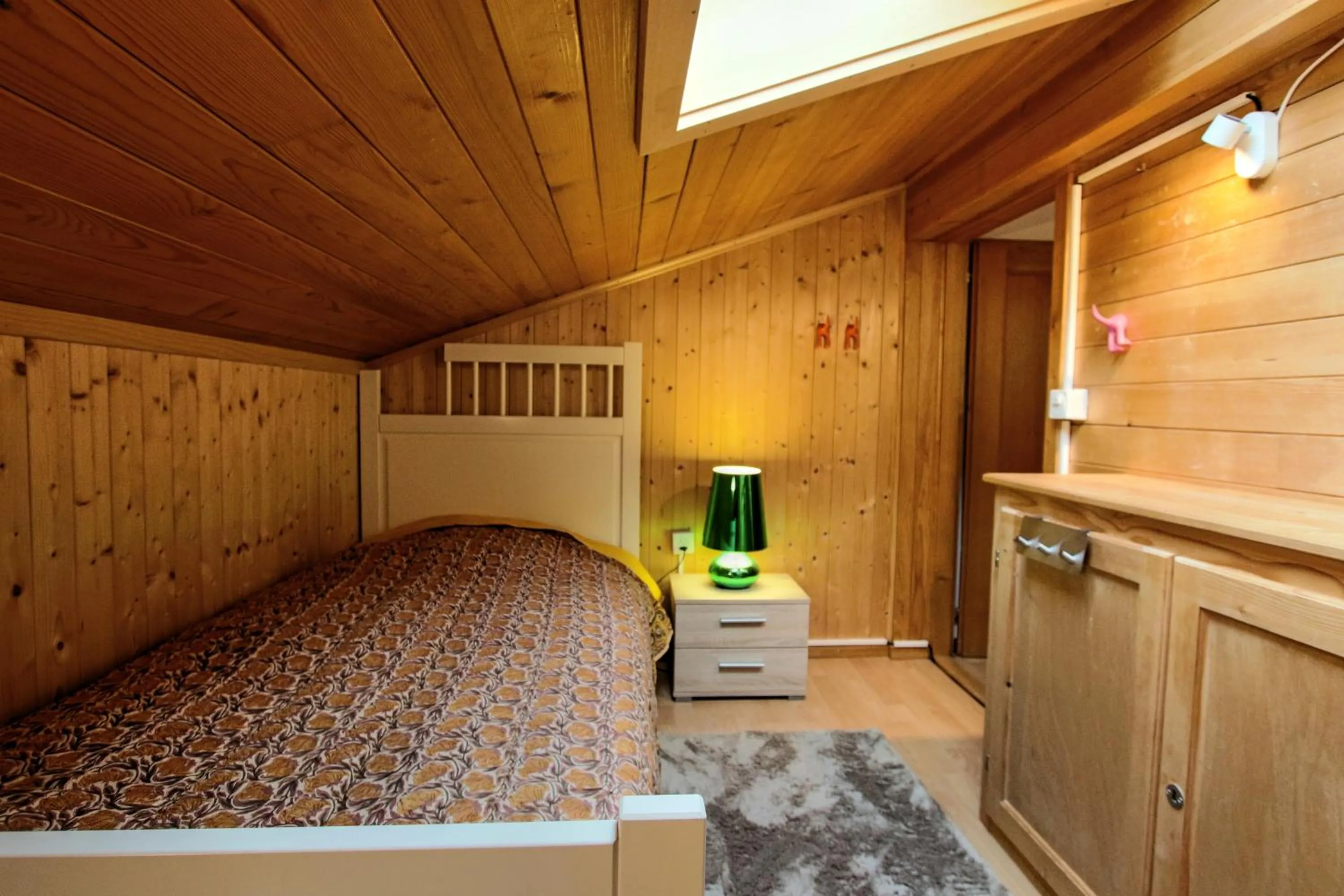 Bedroom, Bed in Appartement Le Roc