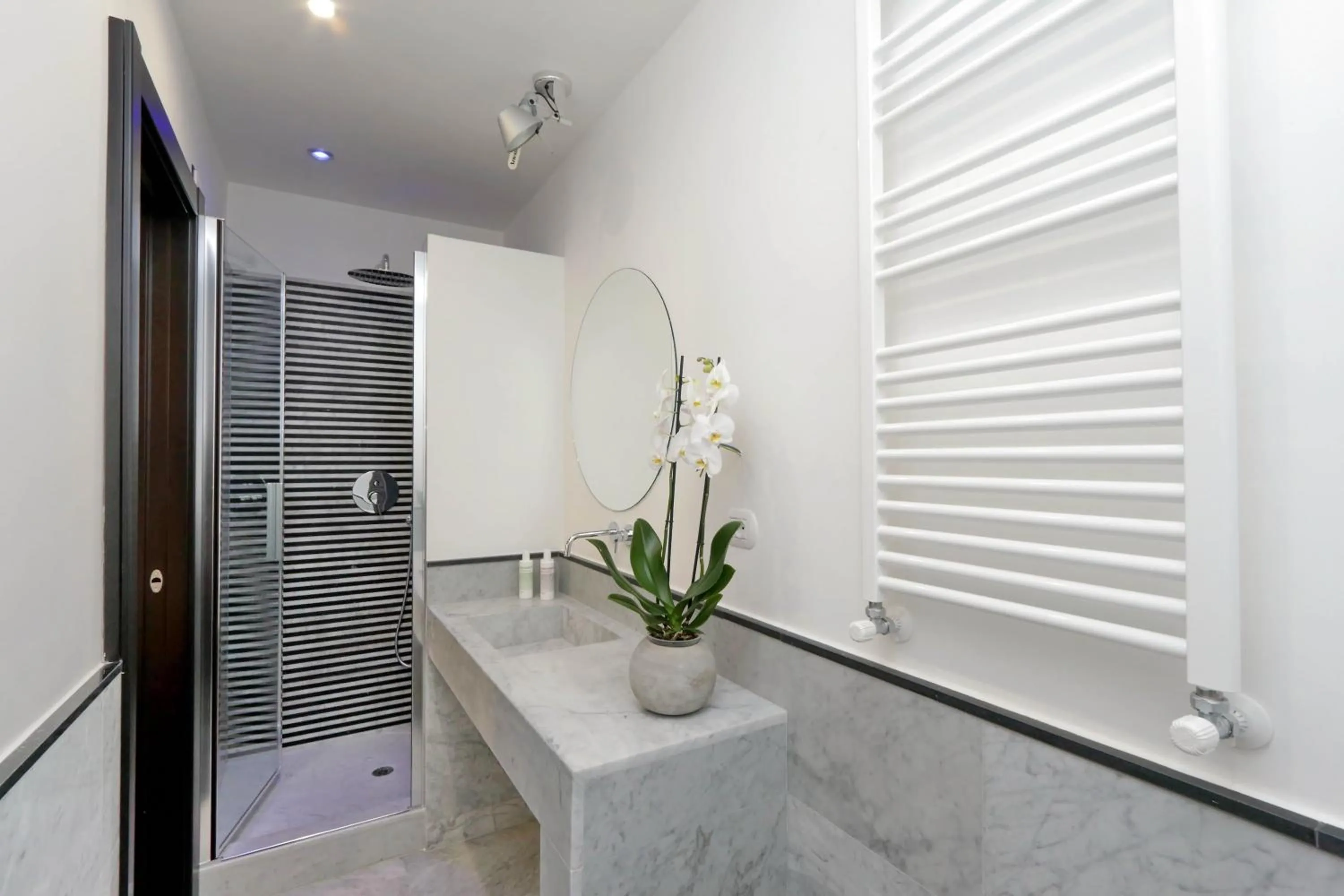 Shower in Relais Vittoria Colonna