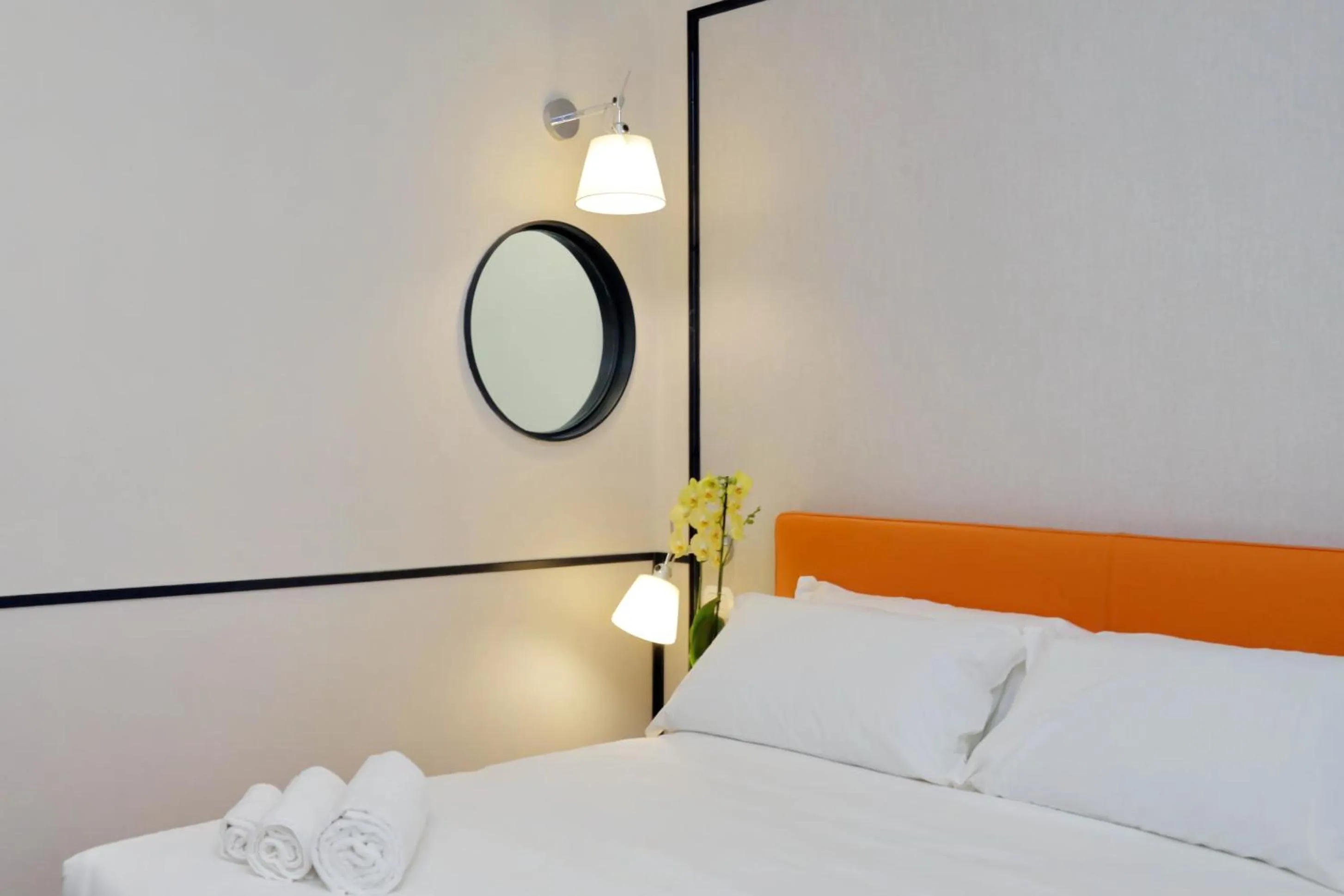 Decorative detail, Bed in Relais Vittoria Colonna