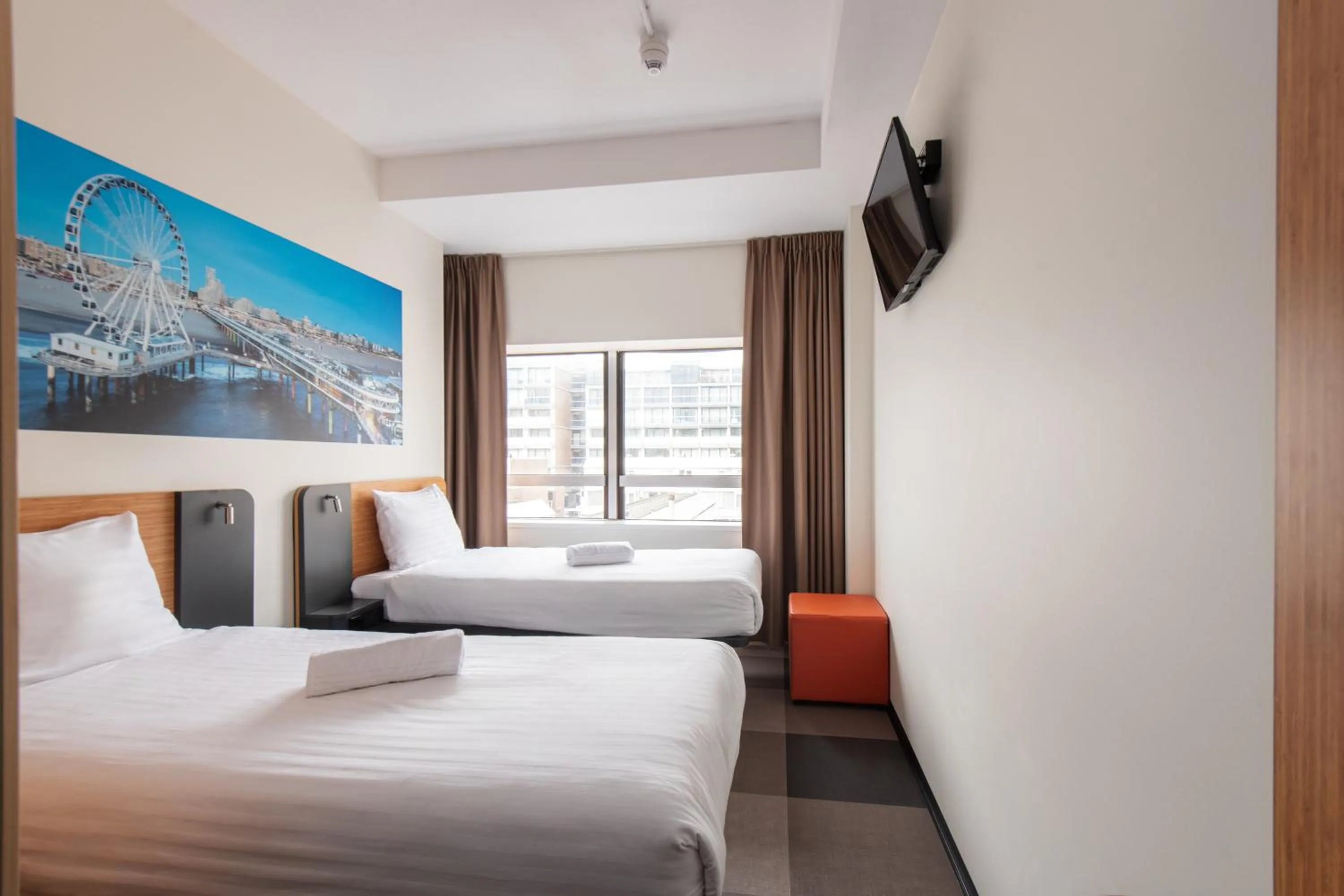 Bedroom, Bed in easyHotel The Hague Scheveningen Beach