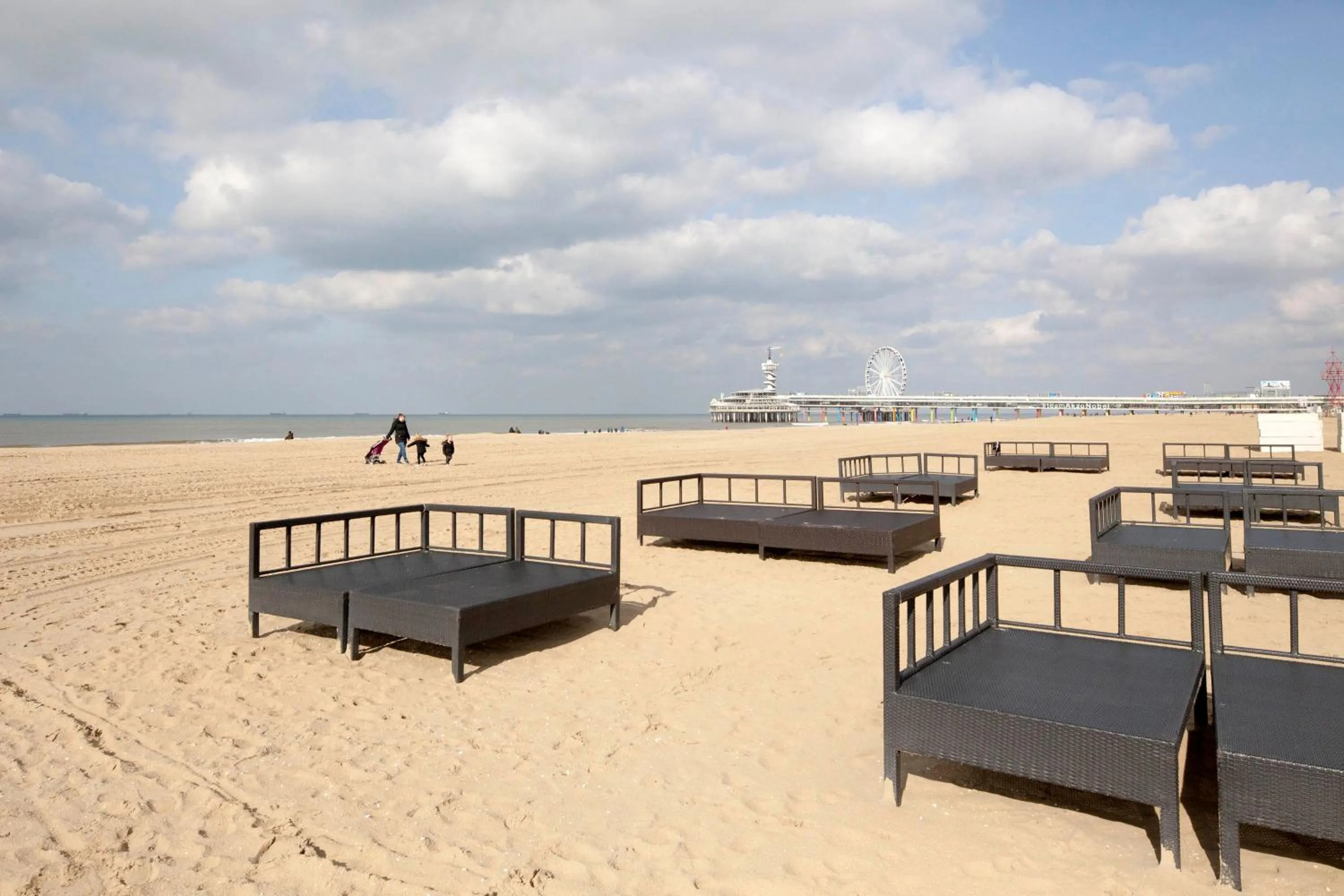 Beach in easyHotel The Hague Scheveningen Beach