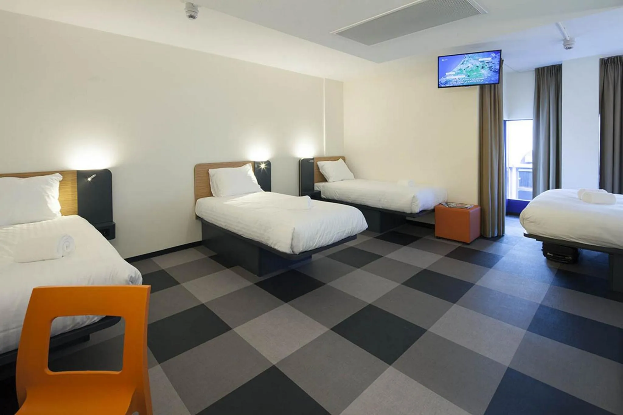 Decorative detail, Bed in easyHotel The Hague Scheveningen Beach