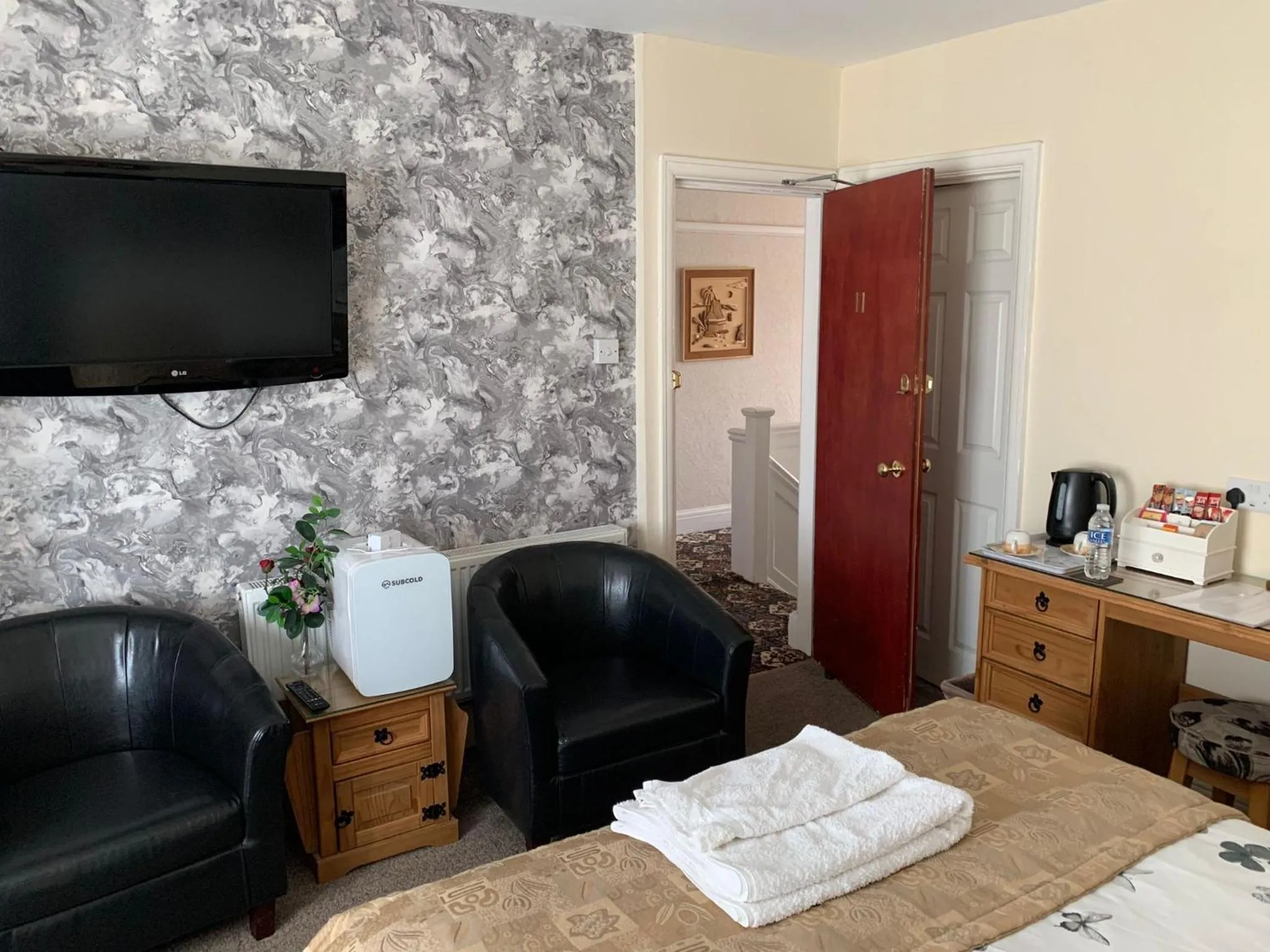 Bed in The Northdale Hotel Ltd