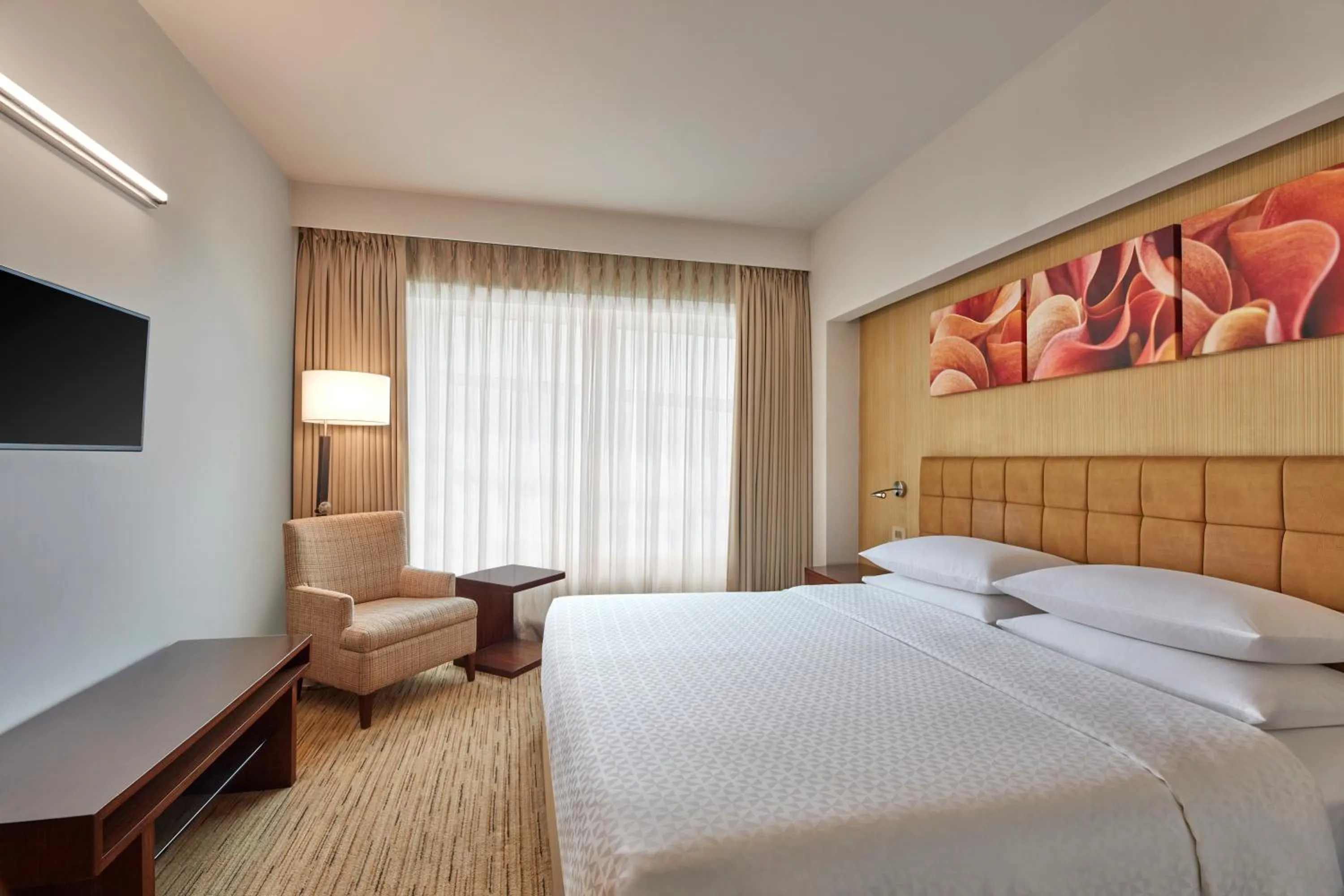 Bedroom, Bed in Four Points by Sheraton Hotel and Serviced Apartments Pune