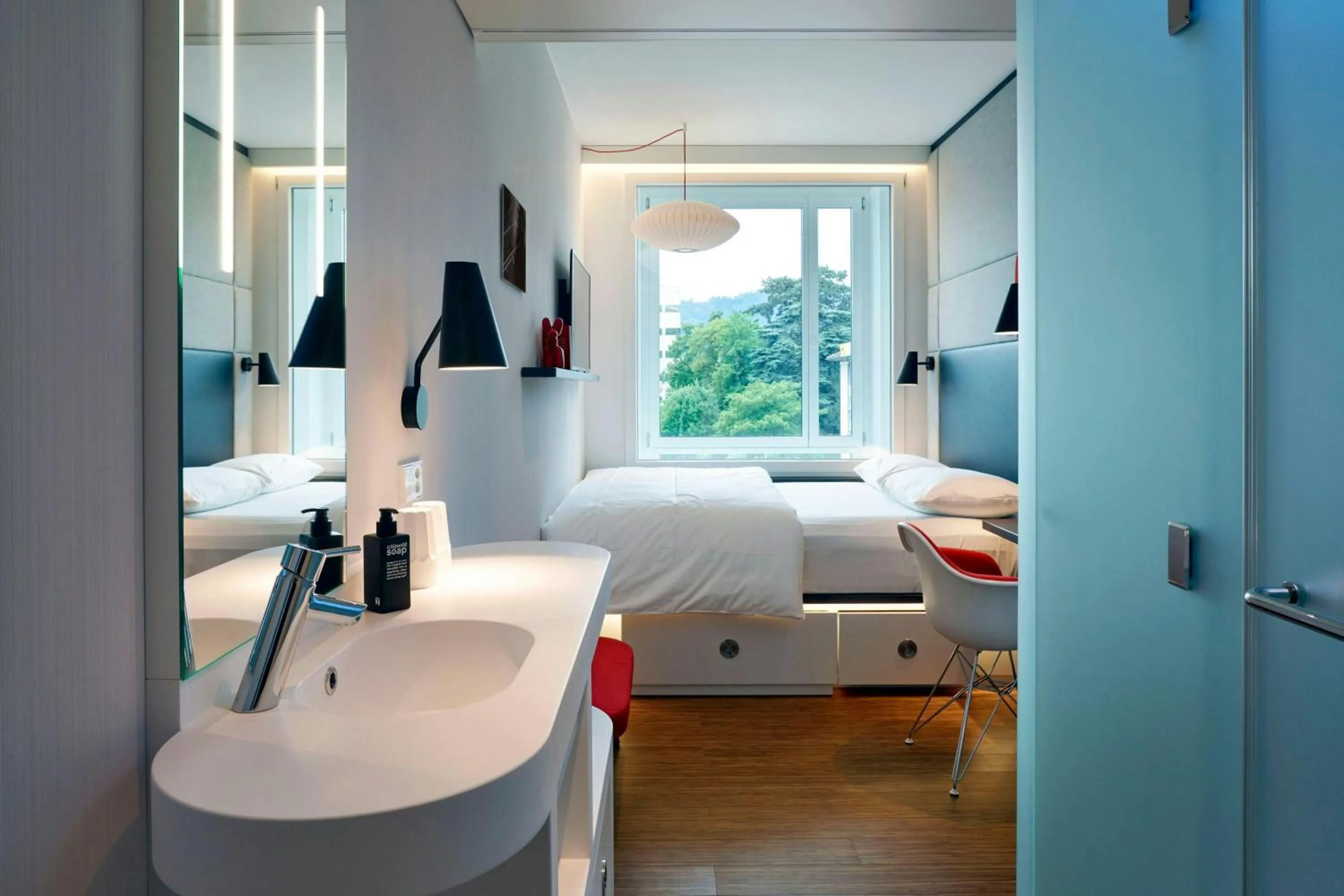 Bedroom, Bed in citizenM New York Bowery