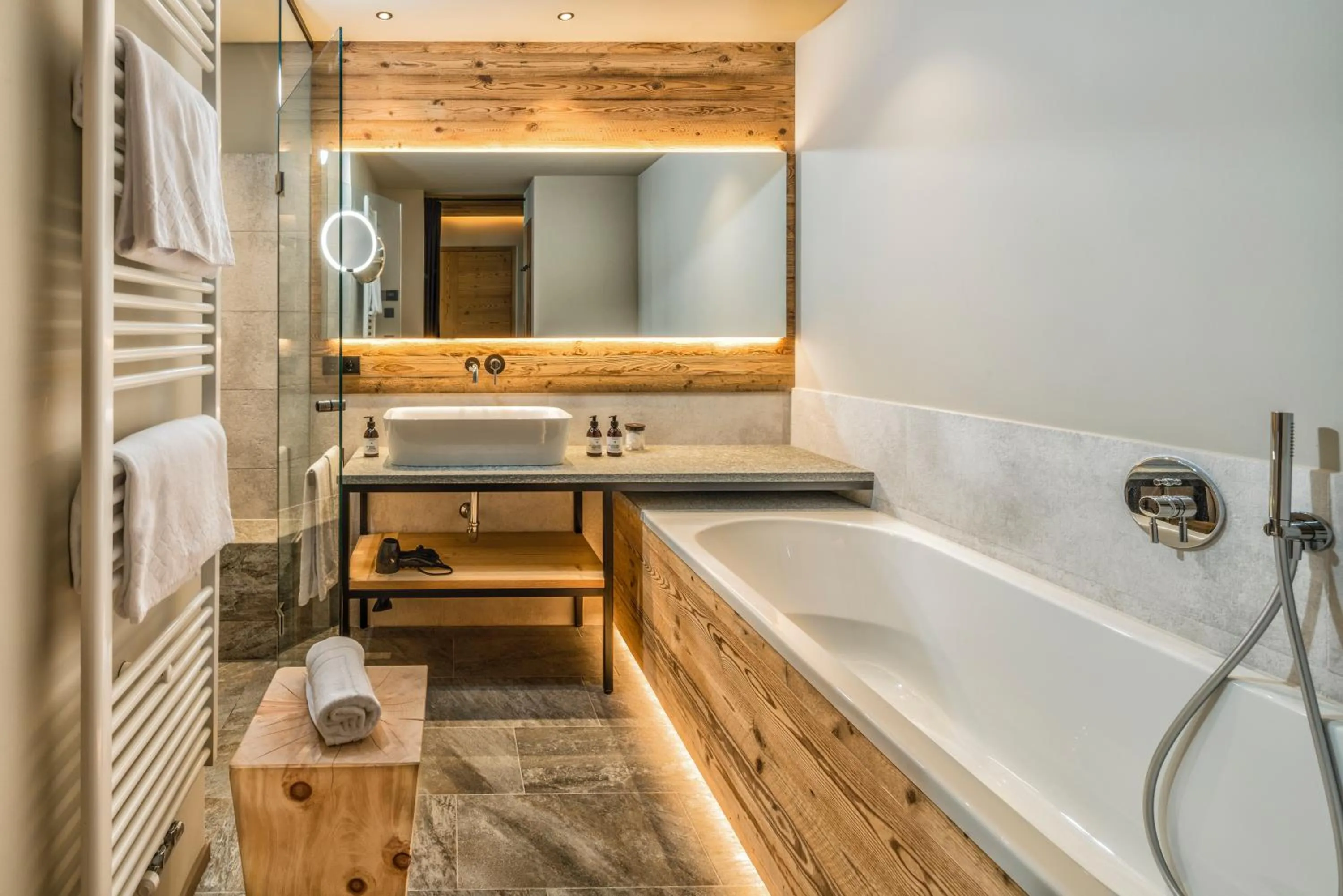 Shower in My Arbor - Dolomites