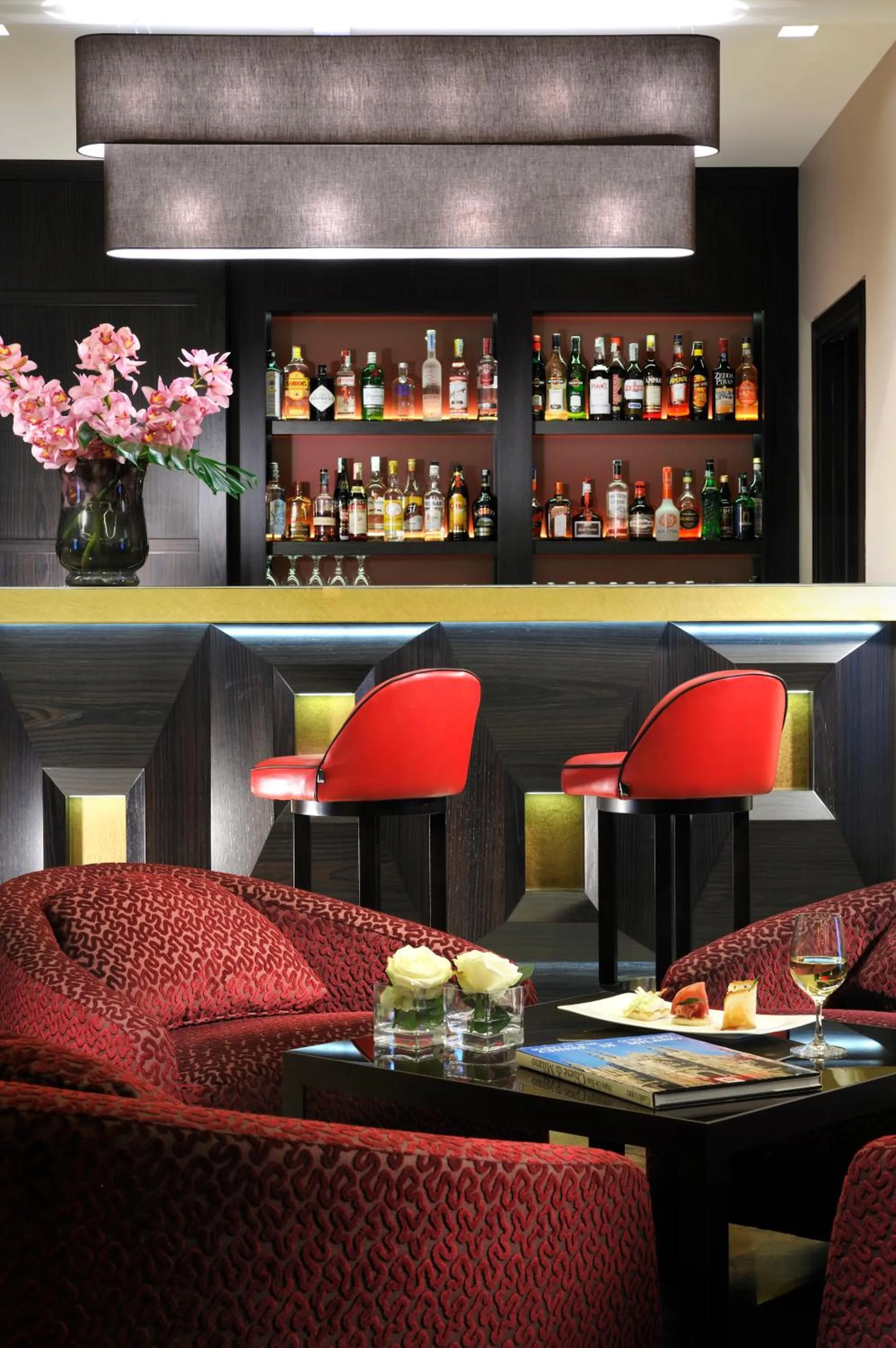 Lounge or bar in Uptown Palace