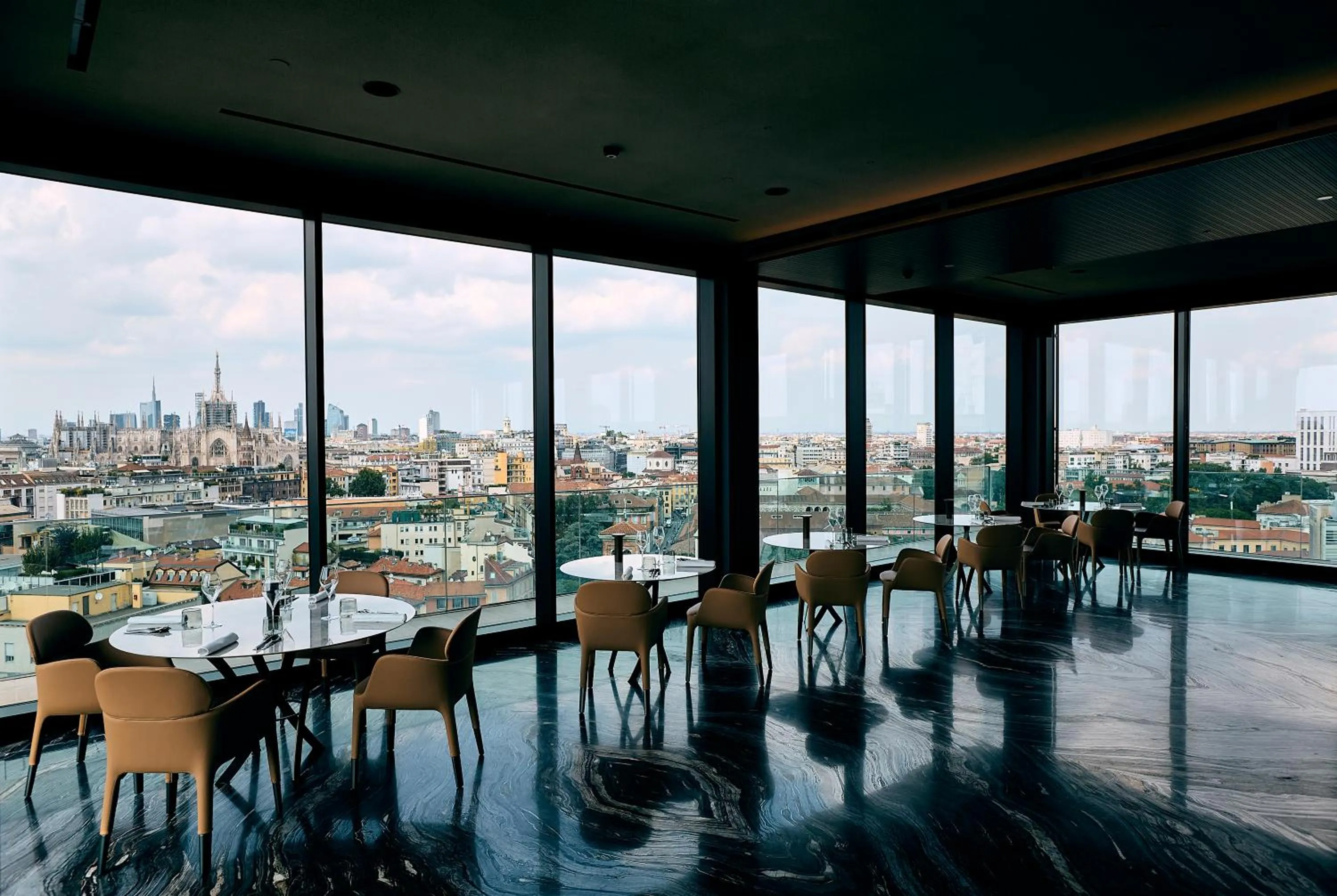 Restaurant/places to eat in Uptown Palace