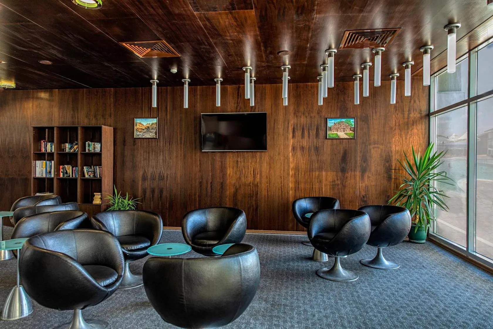 Lounge or bar in MPM Hotel Arsena - Ultra All Inclusive