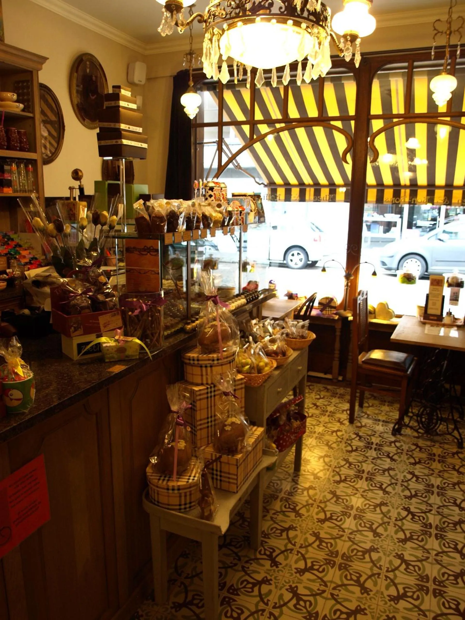 Restaurant/places to eat in B&B Bon-Bon 'nuit'