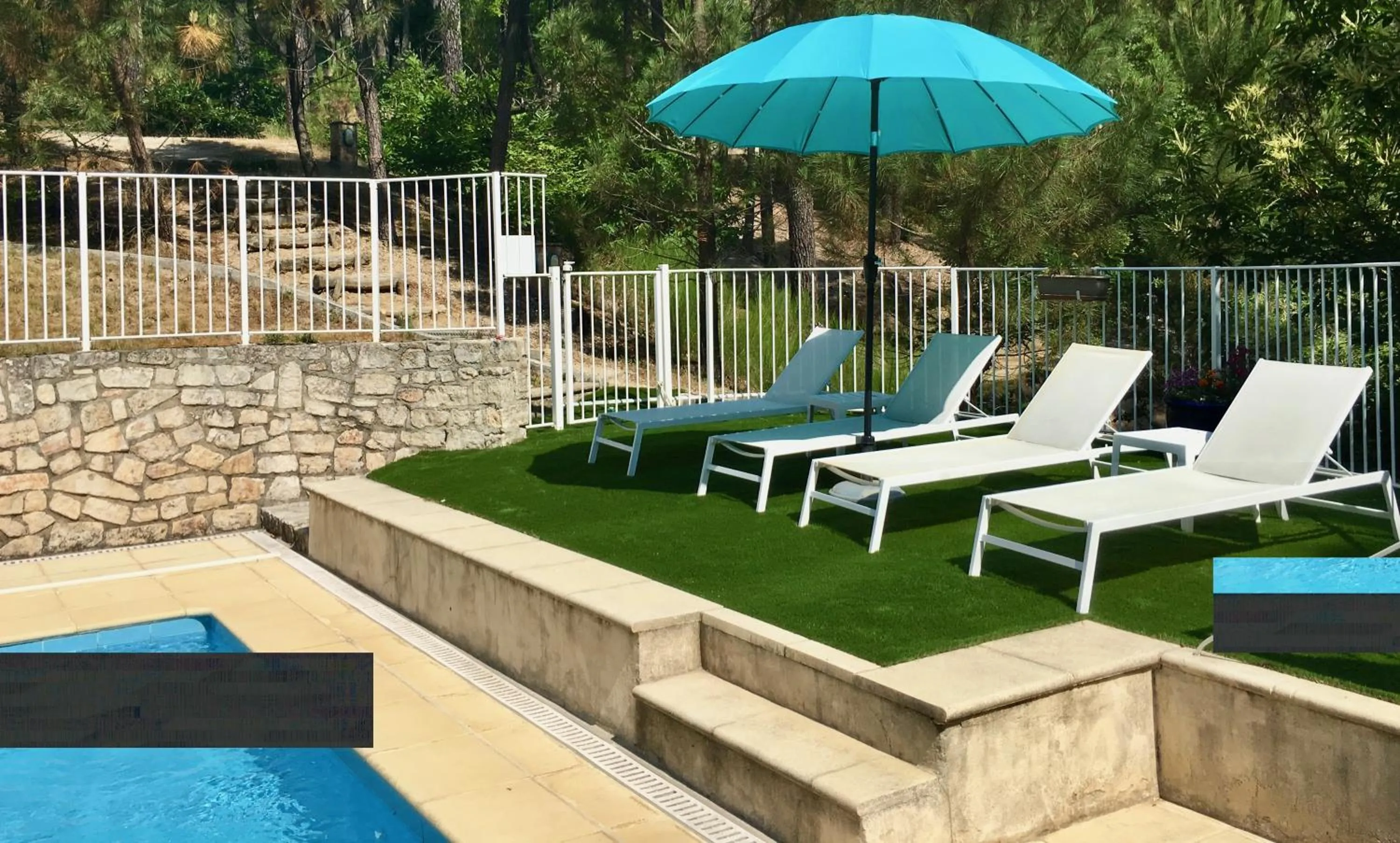 Swimming pool in Domaine de Ravel Ushuaïa Villages