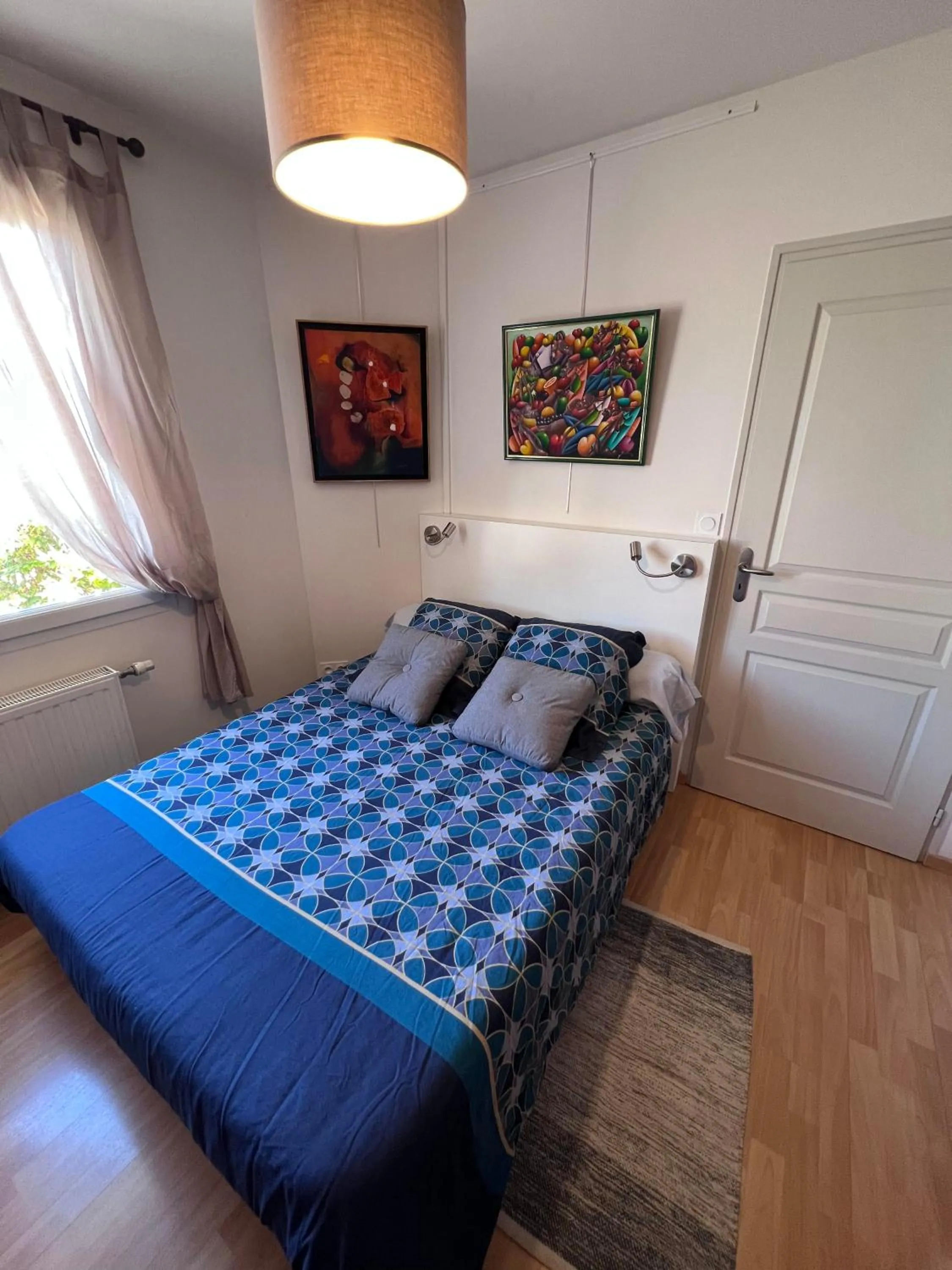 Bedroom, Bed in La Chambre des Amis