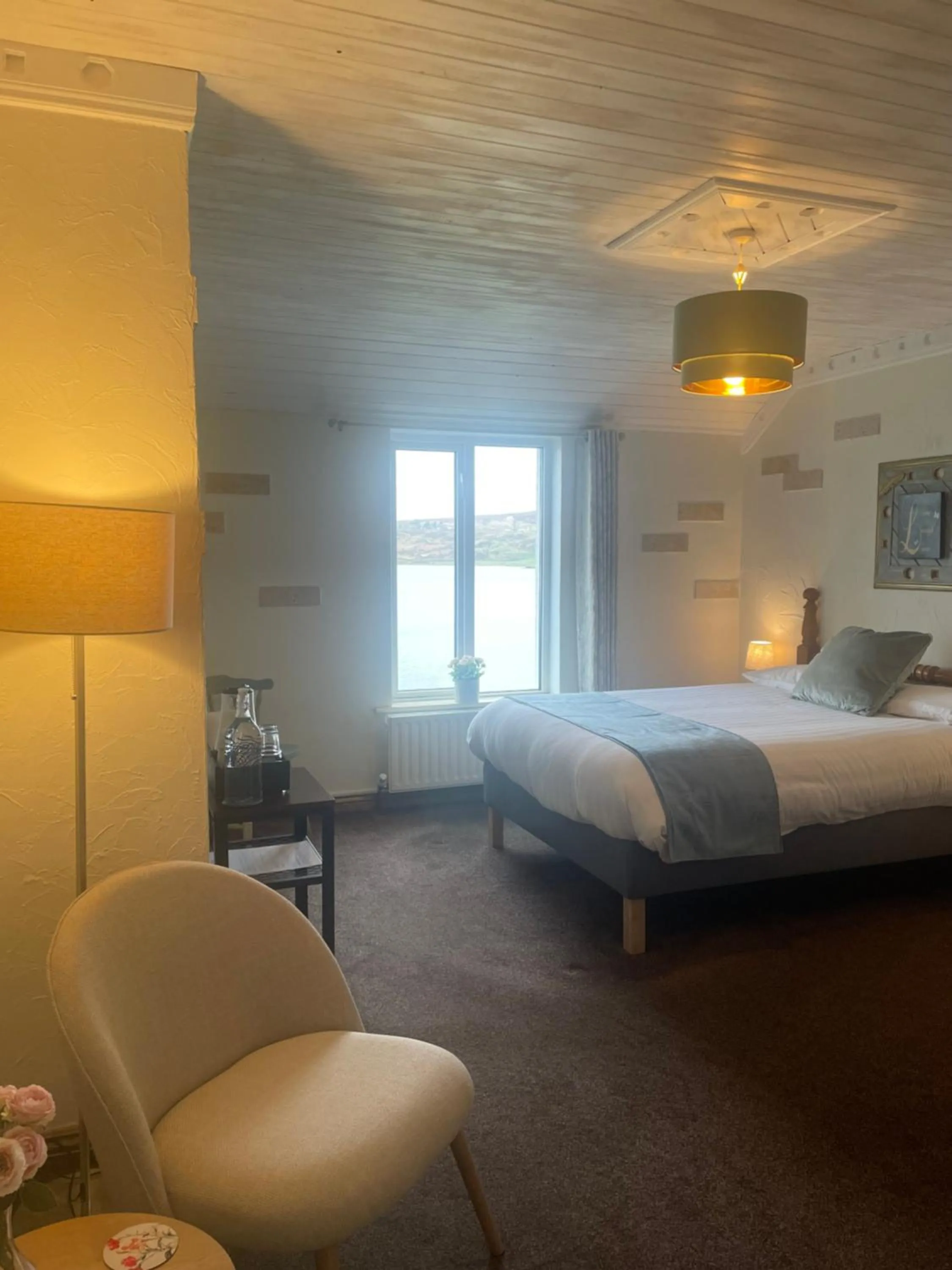 Bedroom, Bed in Waterfront Rest B&B