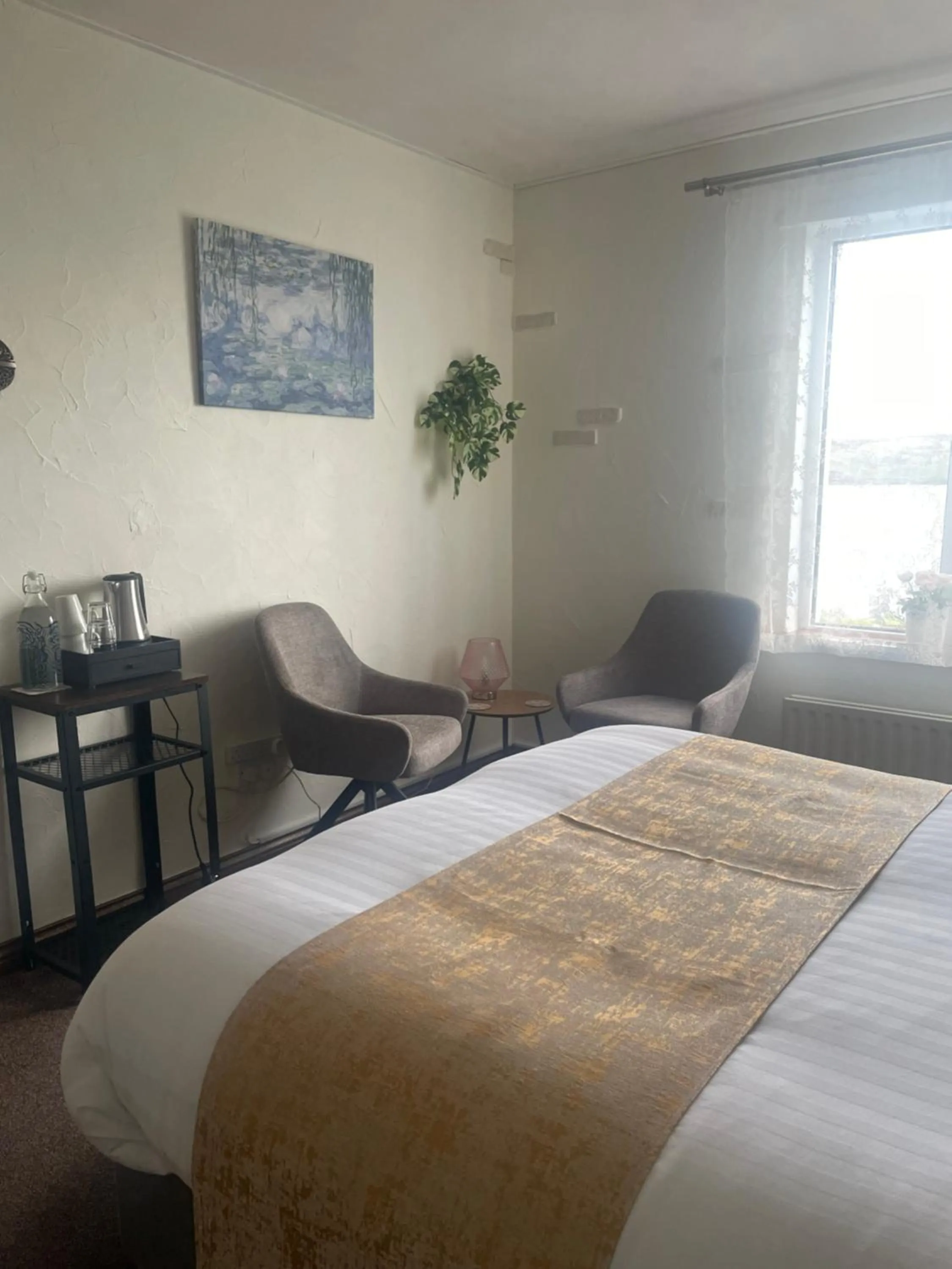 Bedroom, Bed in Waterfront Rest B&B