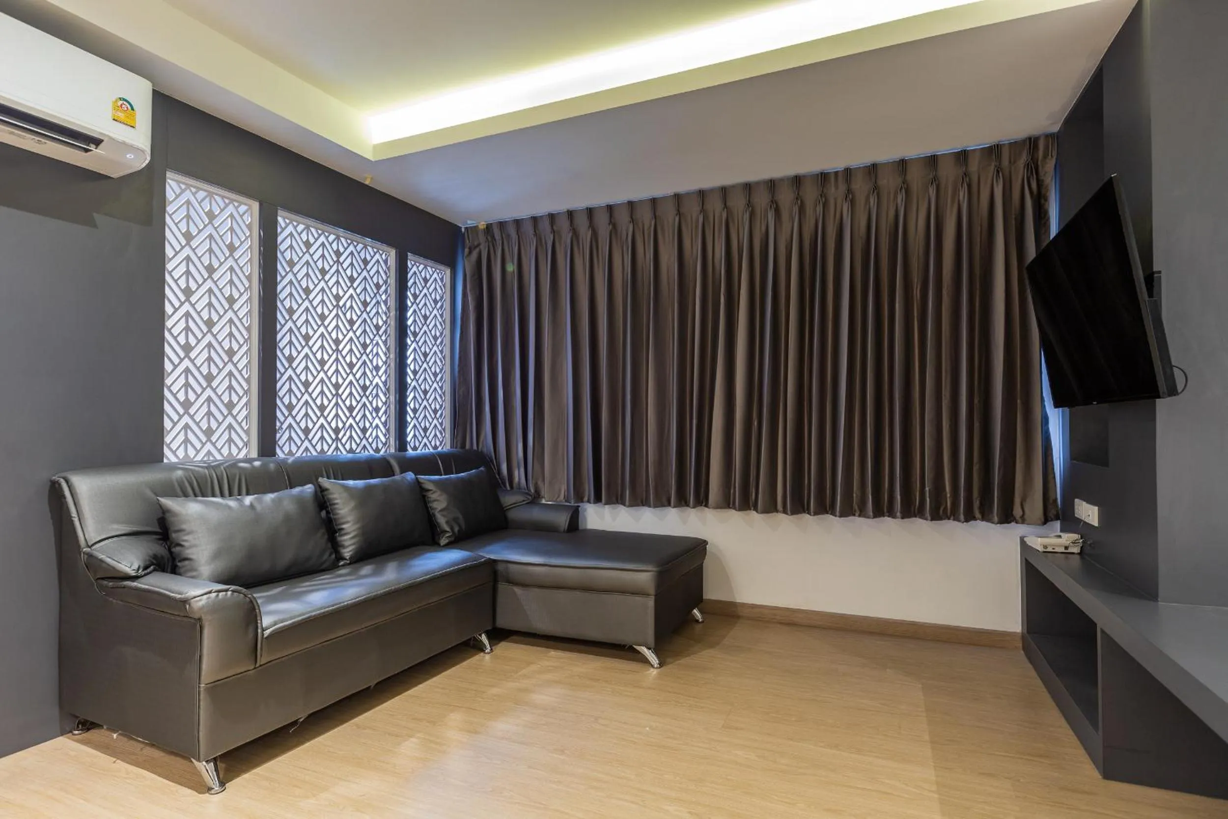 Living room in Siam Star Hotel